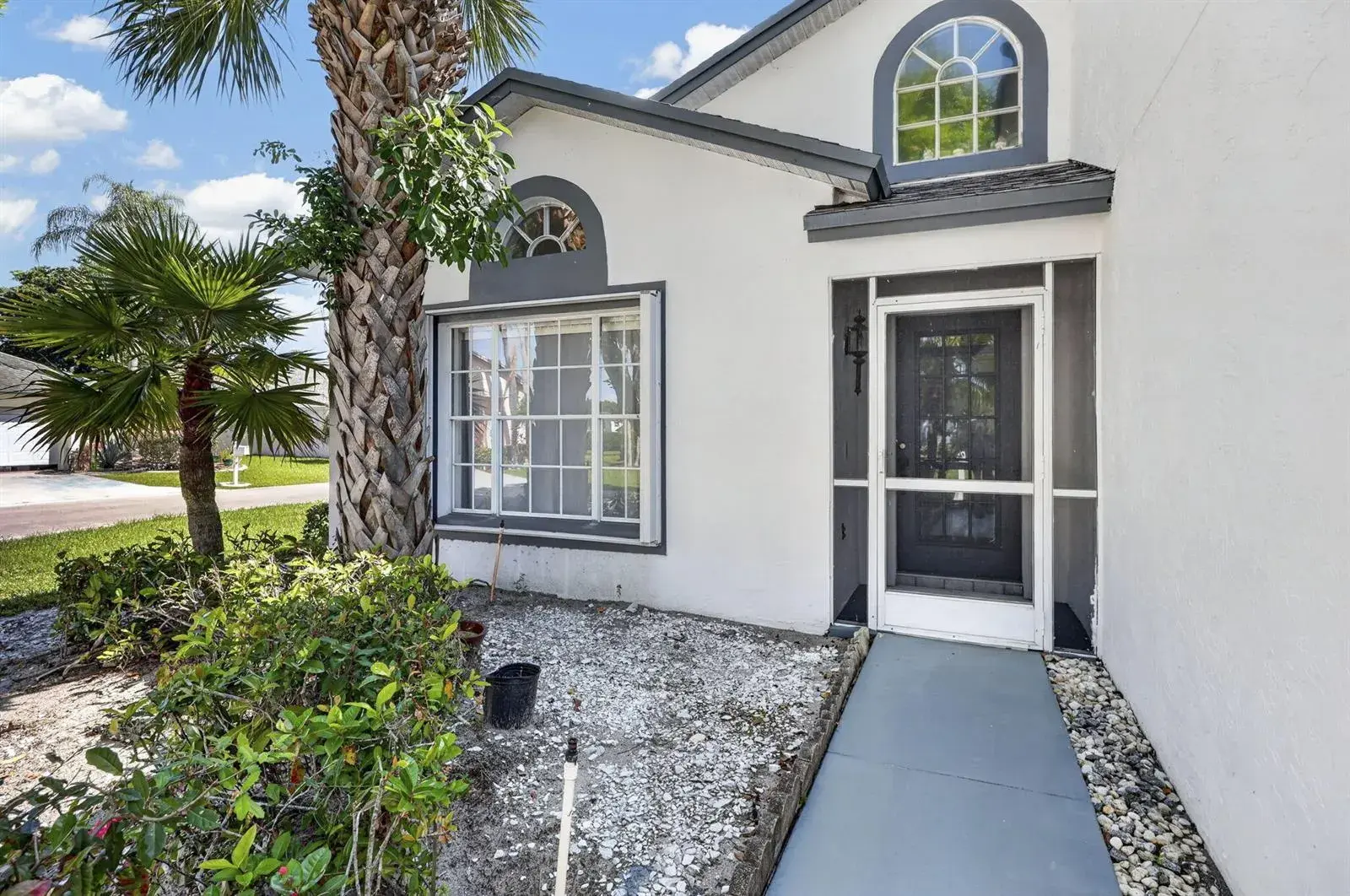 117 HAMMOCKS Court, FL 33413