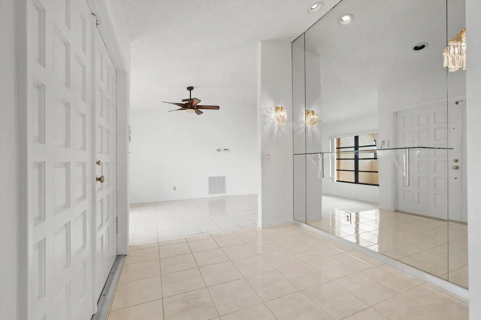 10407 NW 7th Street, Plantation FL 33324