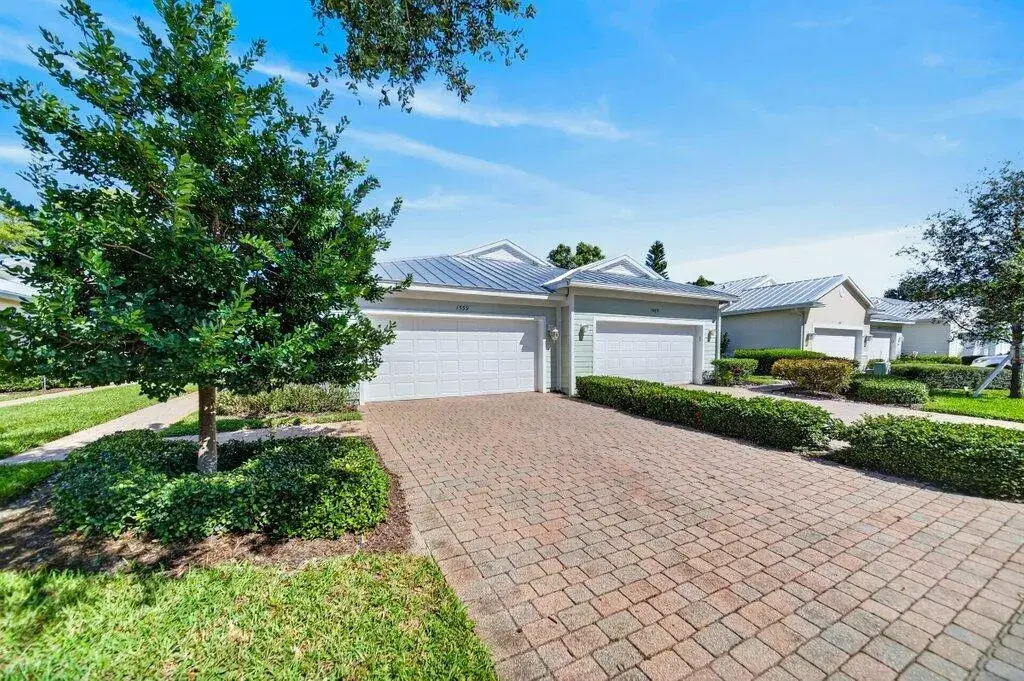3 bedroom 2 bath Residential for sale at 1559 SE TIDEWATER Place, Stuart FL 34997