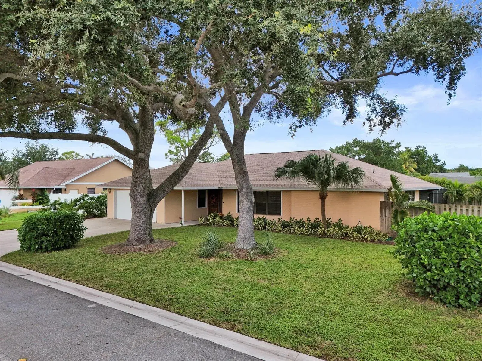 3 bedroom 2 bath Residential for sale at 4123 ARDISIA Path, Boynton Beach FL 33436
