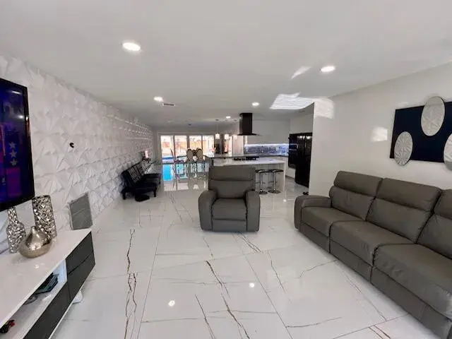 1155 BUCHANAN Street, Hollywood FL 33019