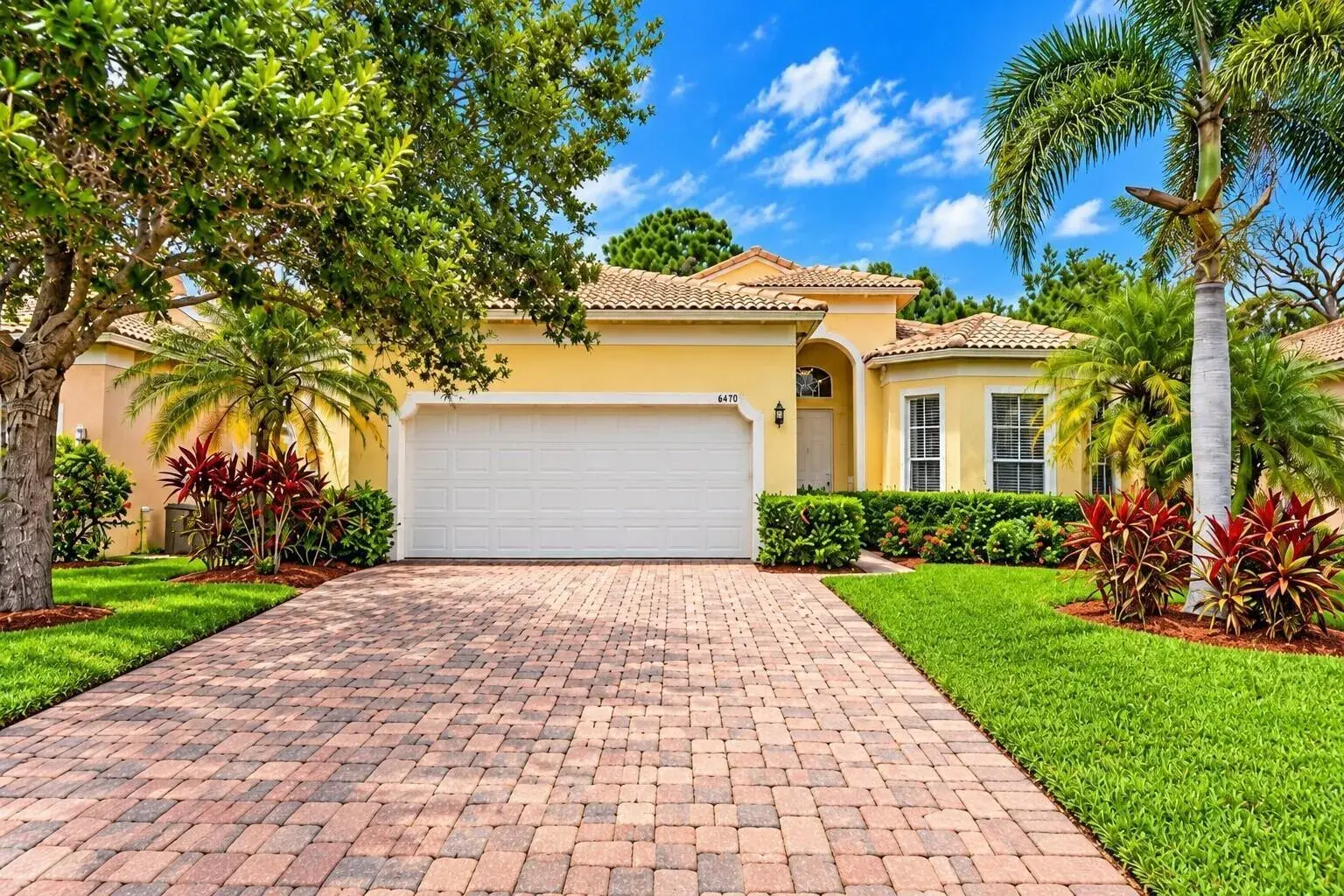 5 bedroom 3 bath Residential for sale at 6128 Spring Lake Terrace, Fort Pierce FL 34951