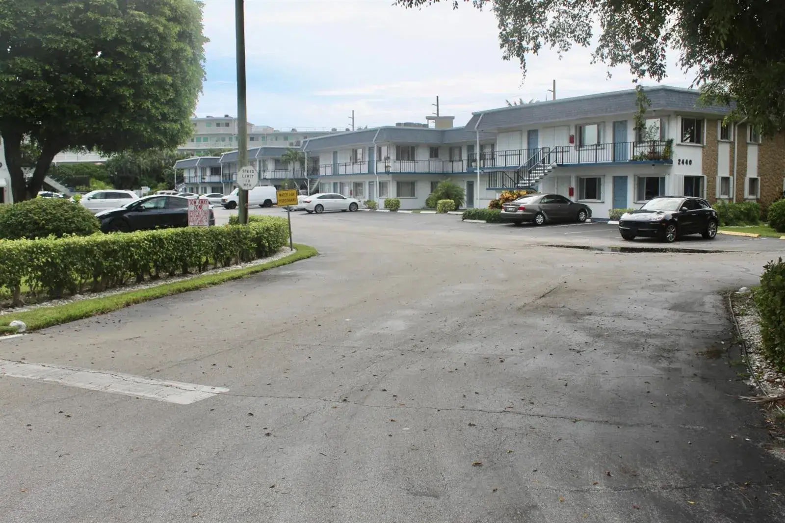 2440 Lake Osborne Drive # 105, FL 33461
