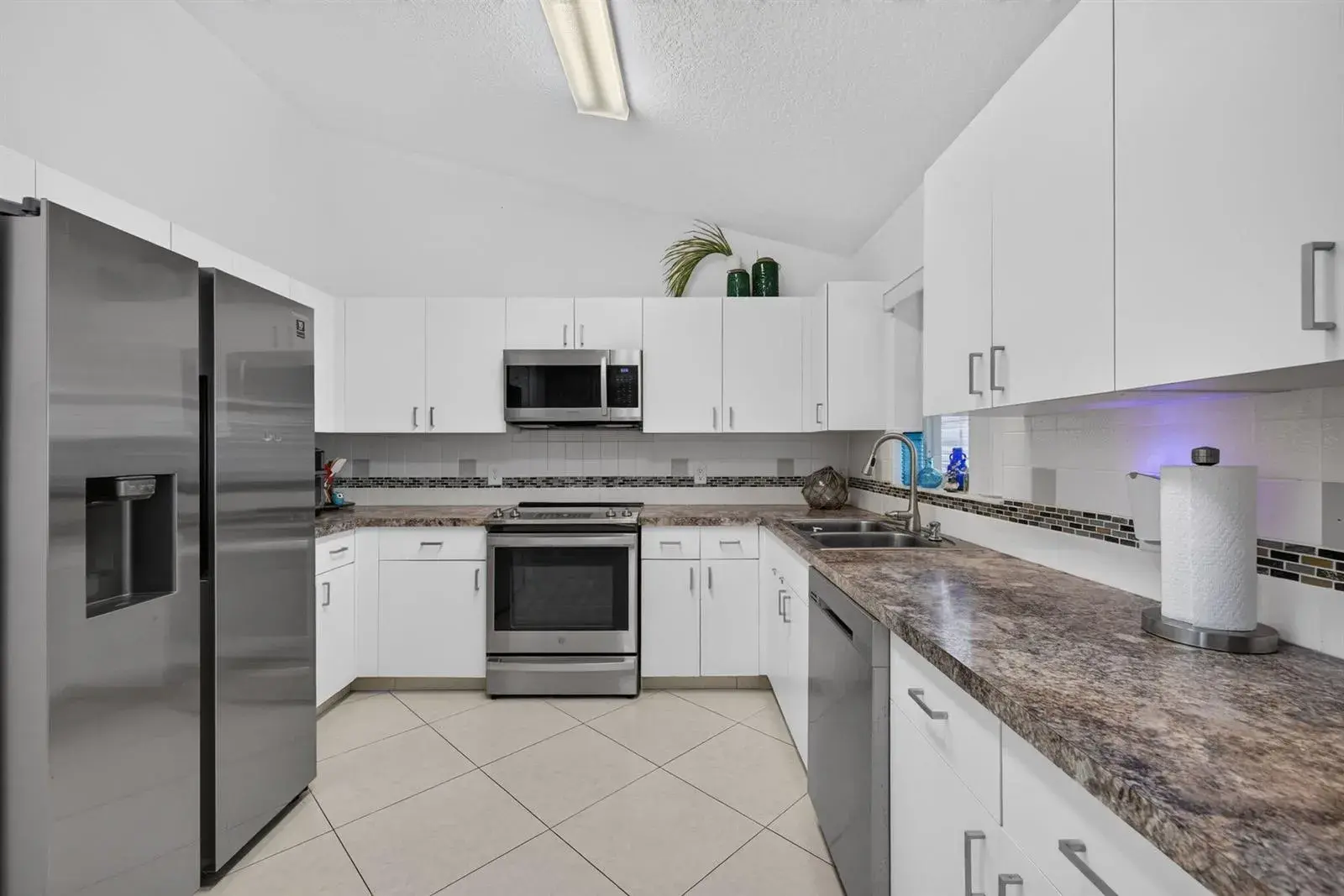 1060 NW Tuscany Drive, Port St. Lucie FL 34986