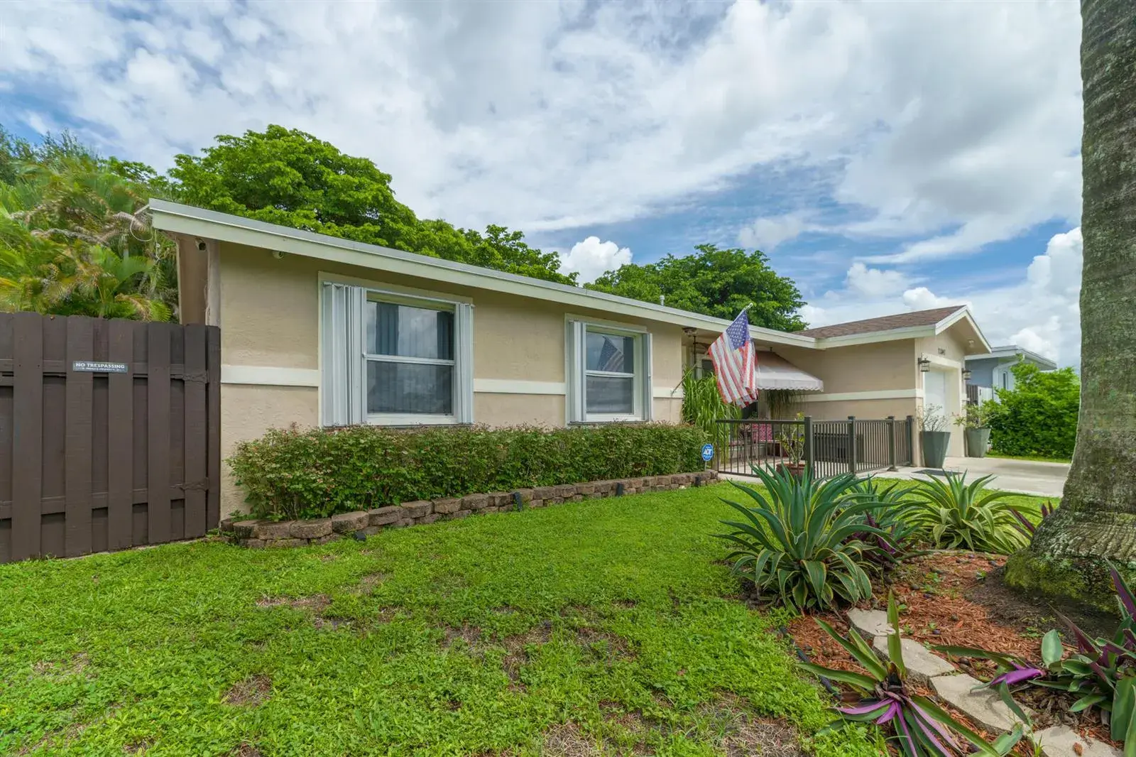 11841 NW 33RD Street, Sunrise FL 33323