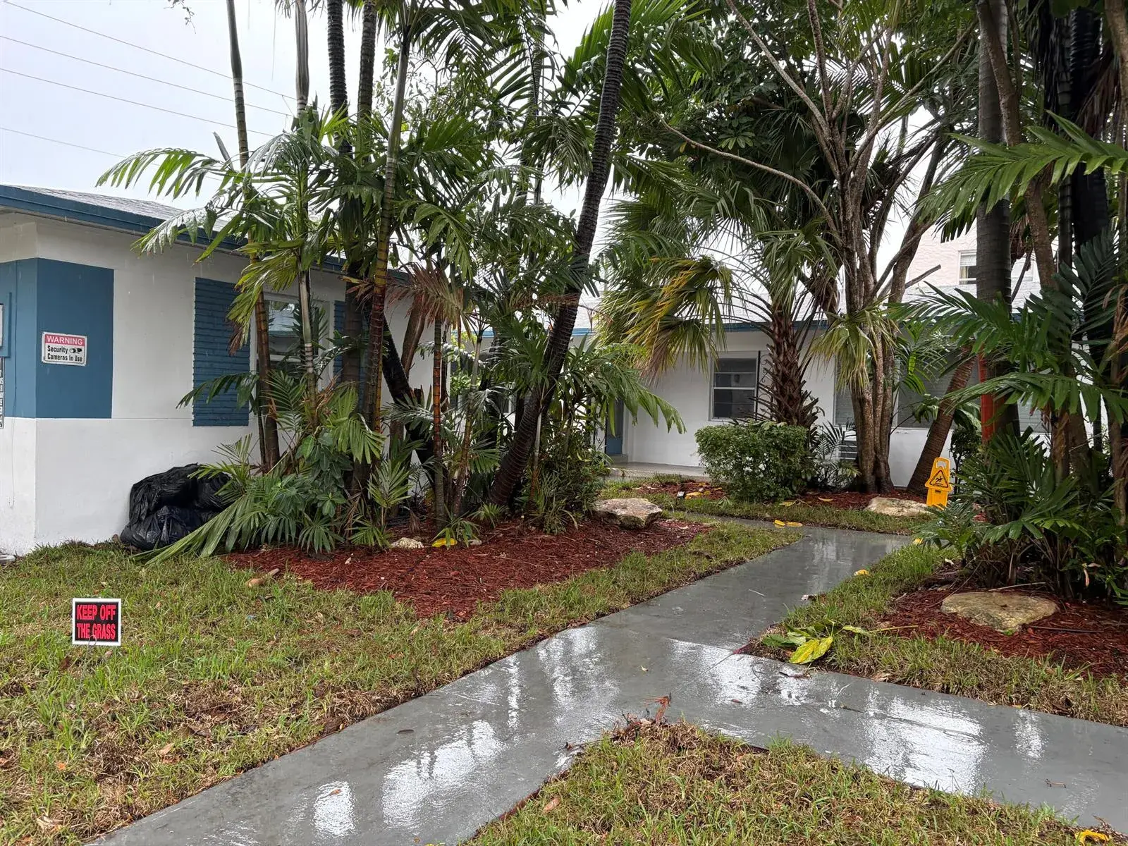 1 bath Residential Lease for rent at 505 N 20th Avenue # 4, Hollywood FL 33020