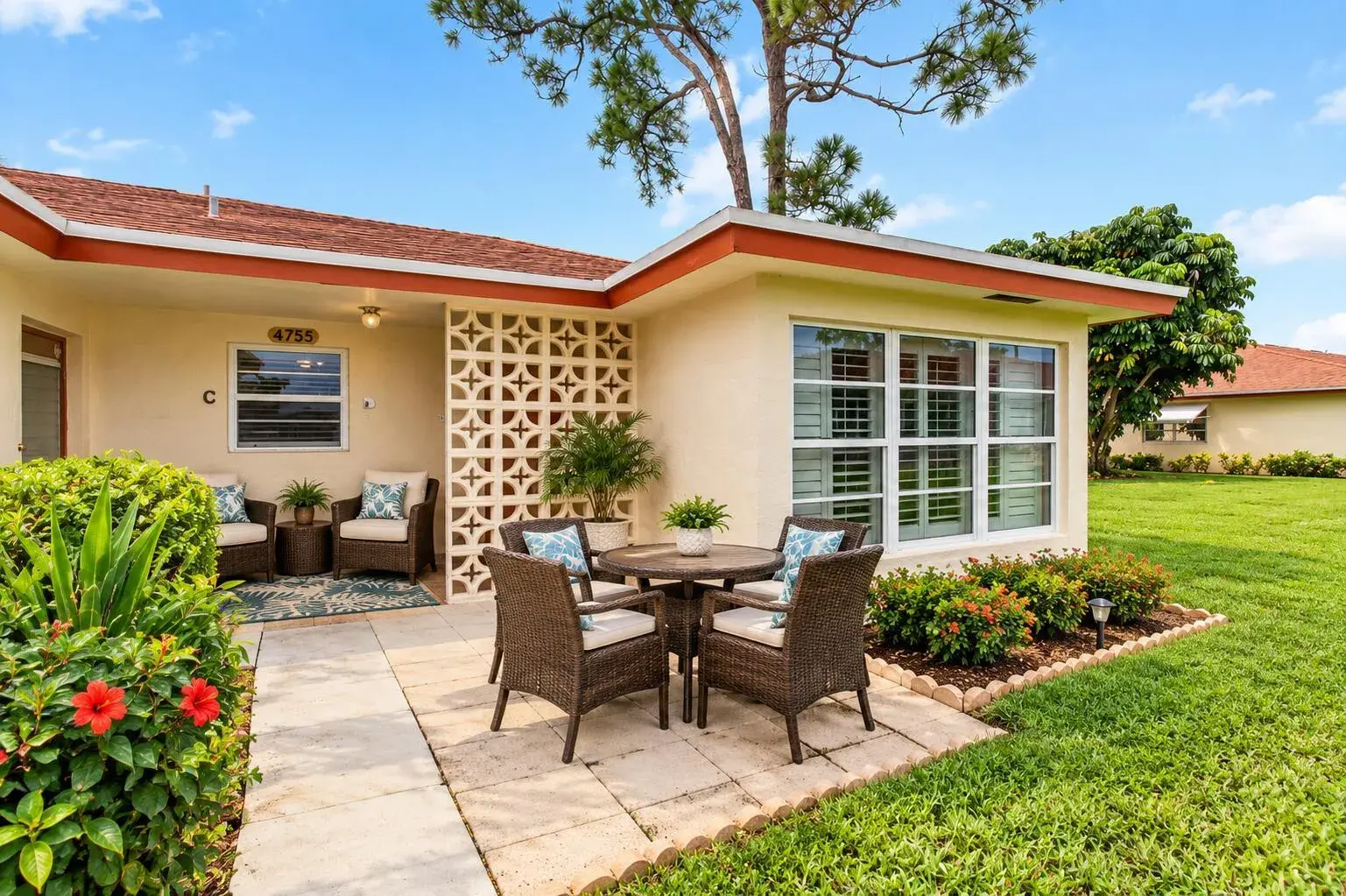 2 bedroom 2 bath Residential for sale at 4755 NW 3RD Court # D, Delray Beach FL 33445