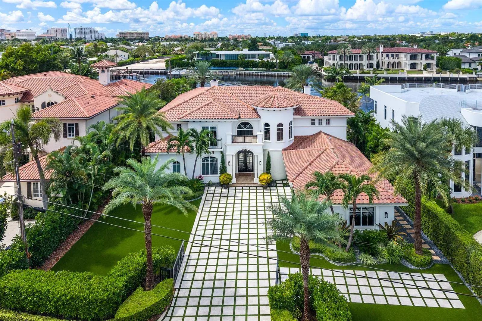 521 NE SPANISH Trail, Boca Raton FL 33432