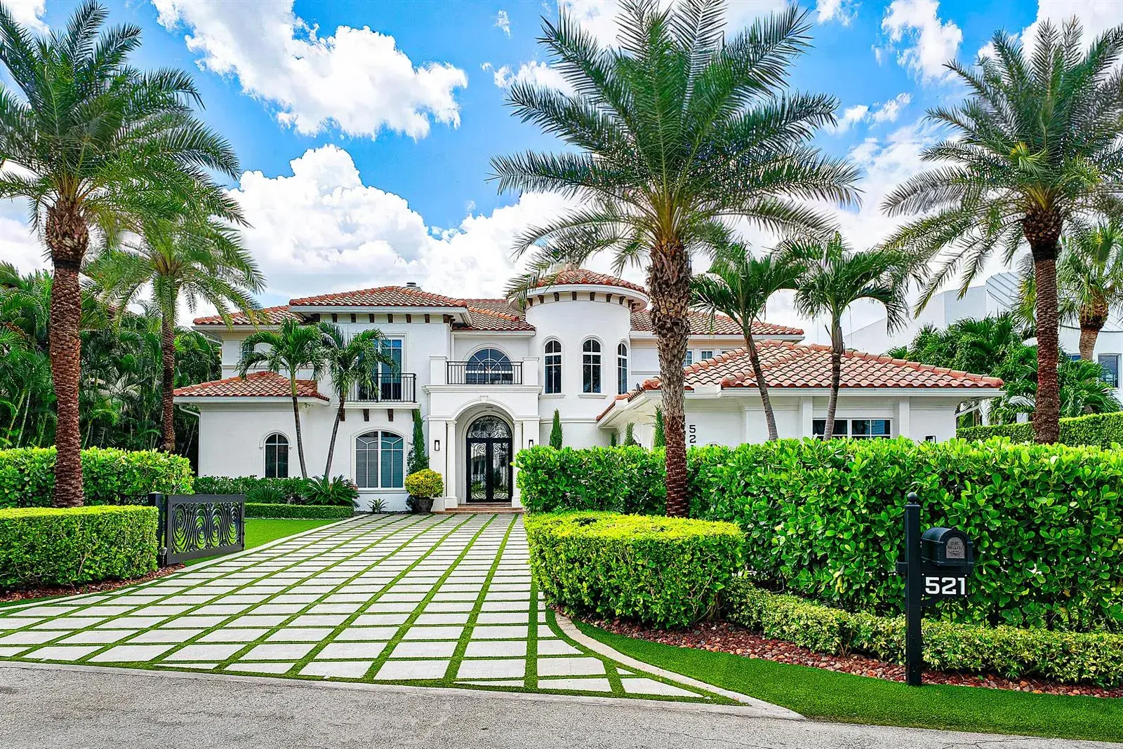 521 NE SPANISH Trail, Boca Raton FL 33432