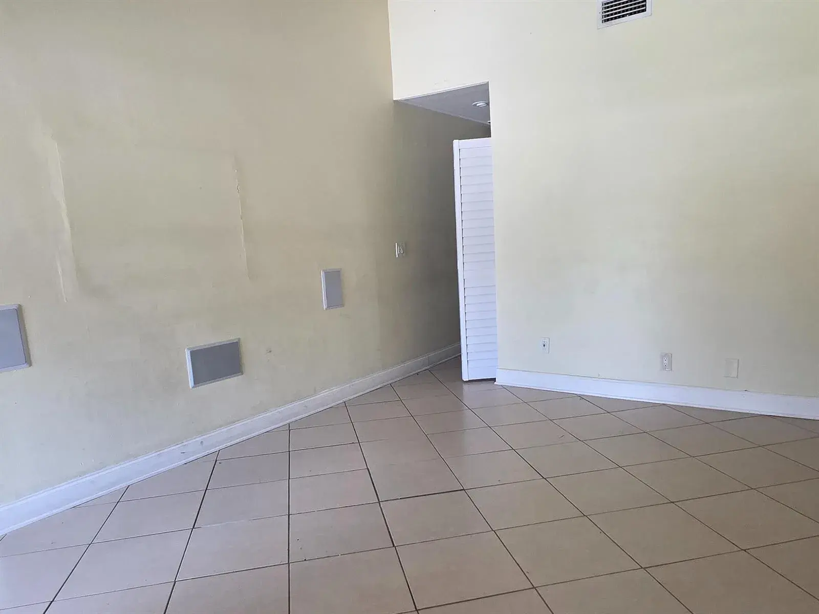 3774 MIL LAKE Court, FL 33463