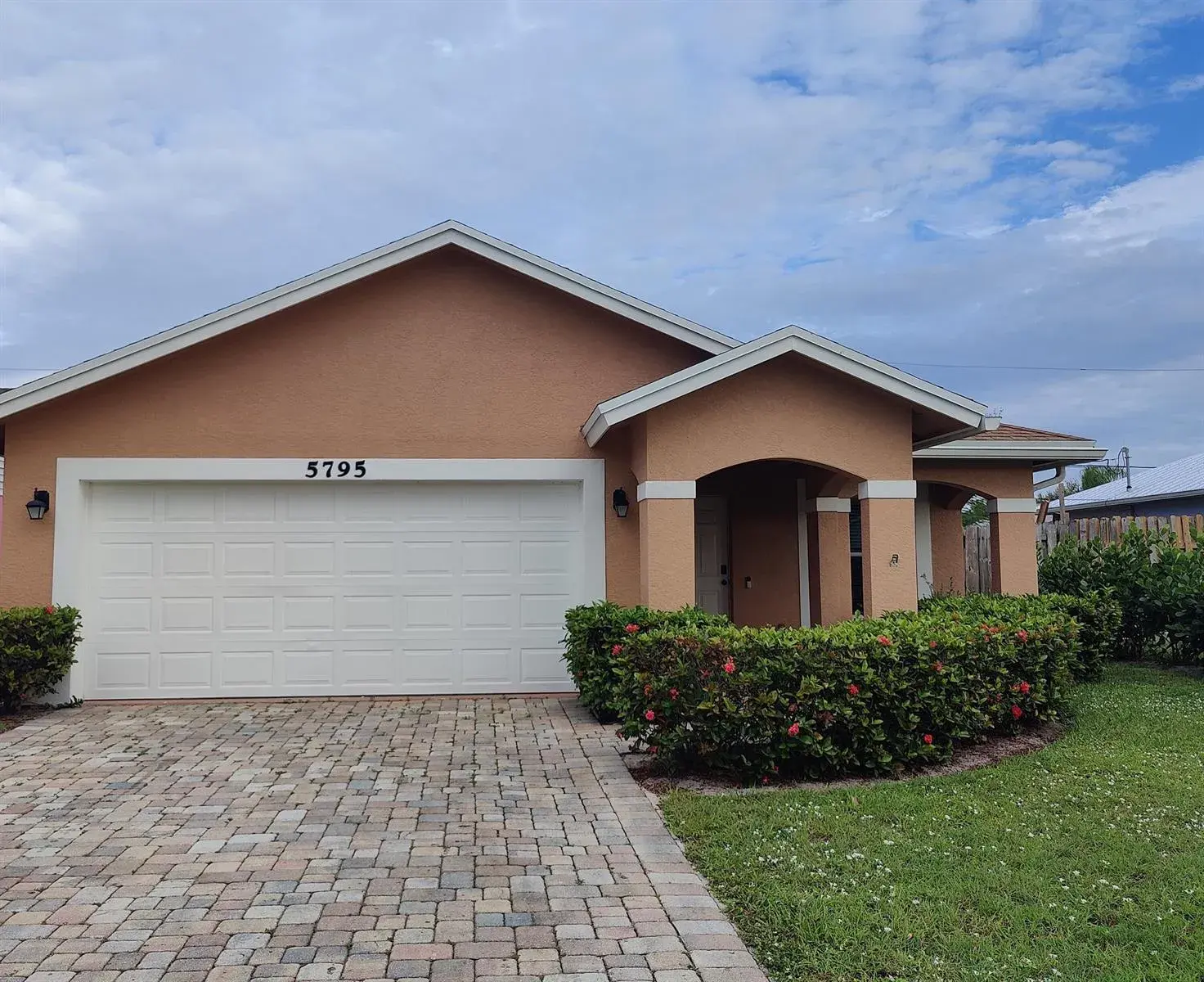 3 bedroom 2 bath Residential for sale at 5795 SE MITZI Lane, Stuart FL 34997