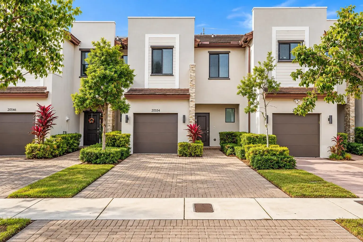 3 bedroom 2 bath Residential for sale at 20554 NE 2ND Court, Miami FL 33161