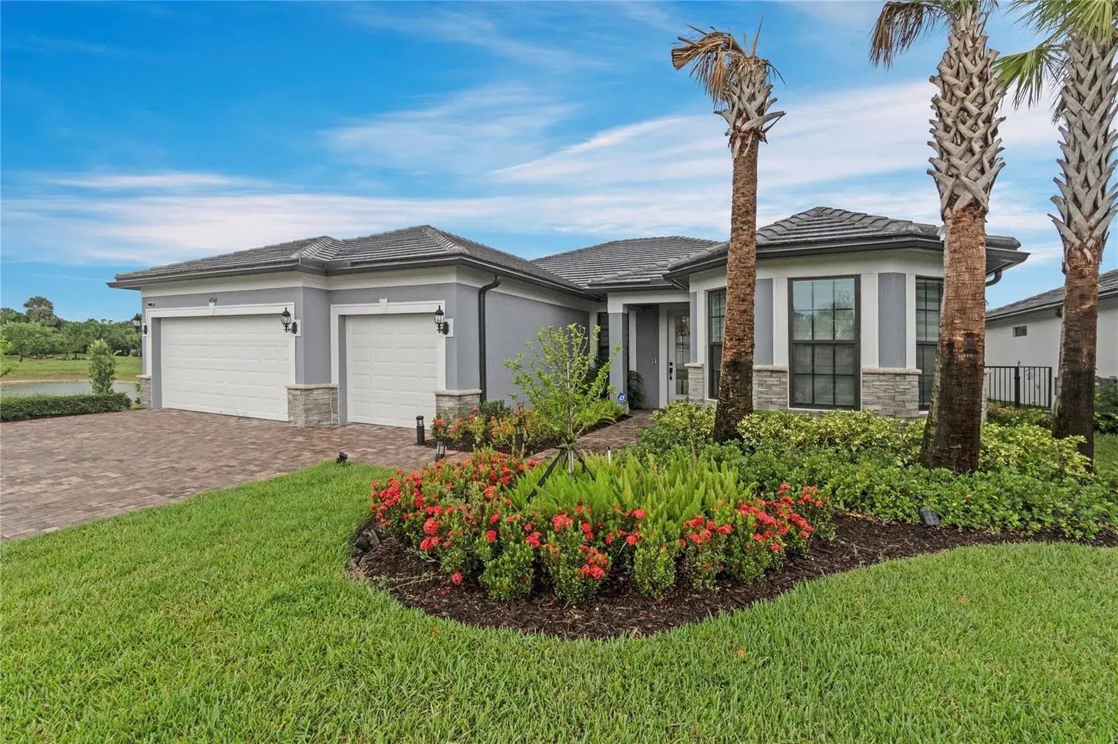 4 bedroom 4 bath Residential for sale at 4566 Silverwood Lane N, Oakland Park FL 33309