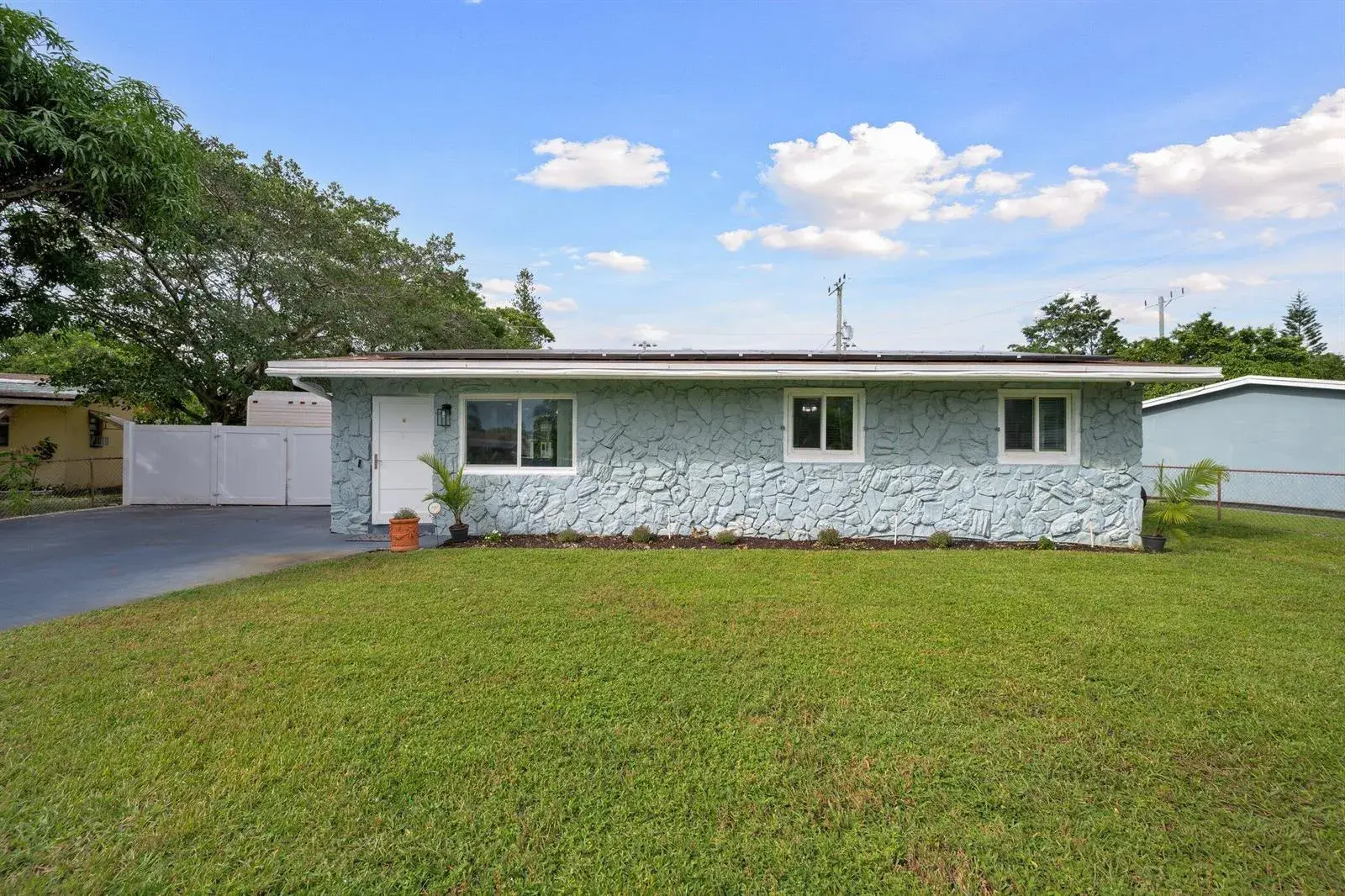 3 bedroom 2 bath Residential for sale at 3767 SW 16TH Court, Fort Lauderdale FL 33312