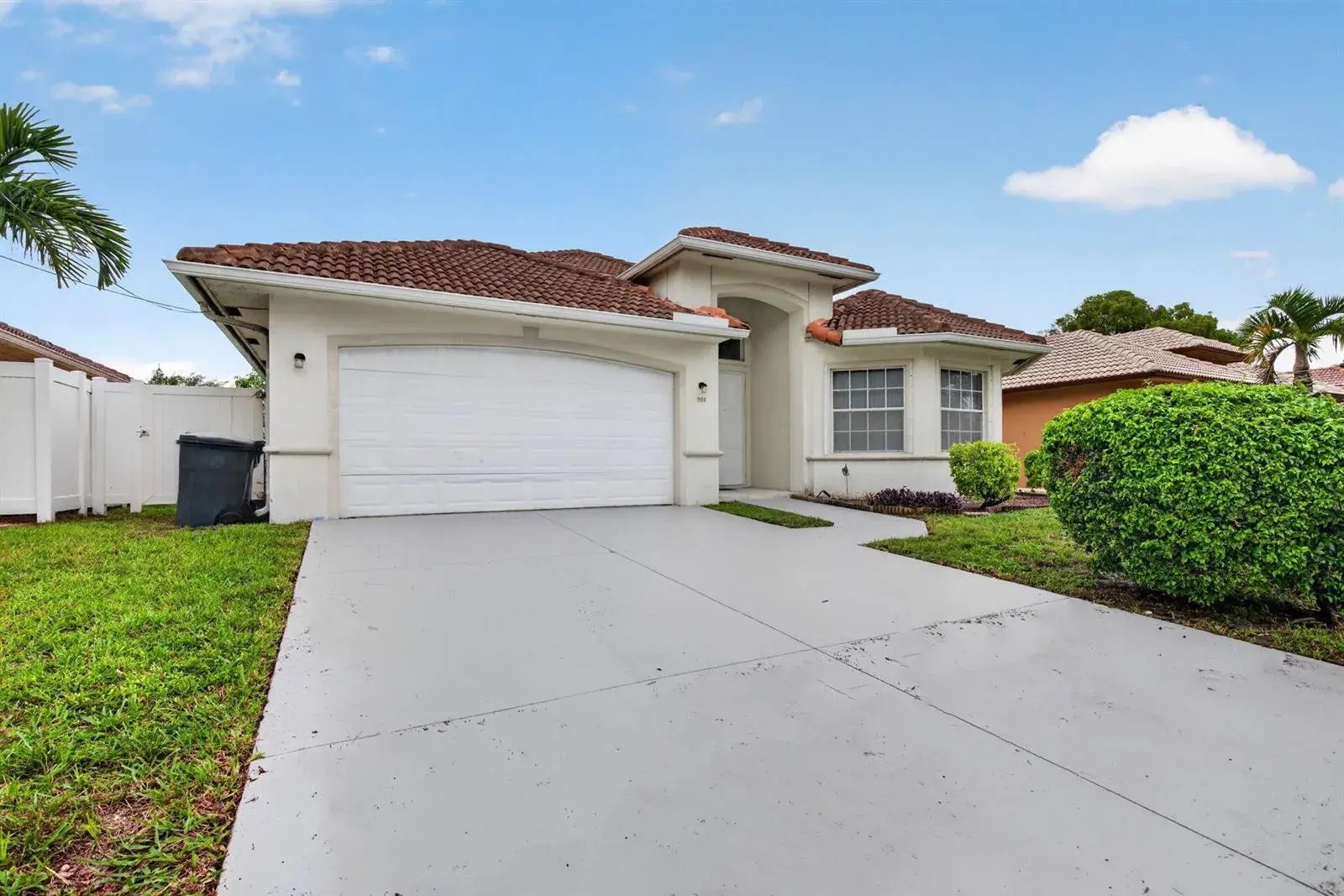 3 bedroom 2 bath Residential for sale at 900 SE 2ND Avenue, Dania Beach FL 33004