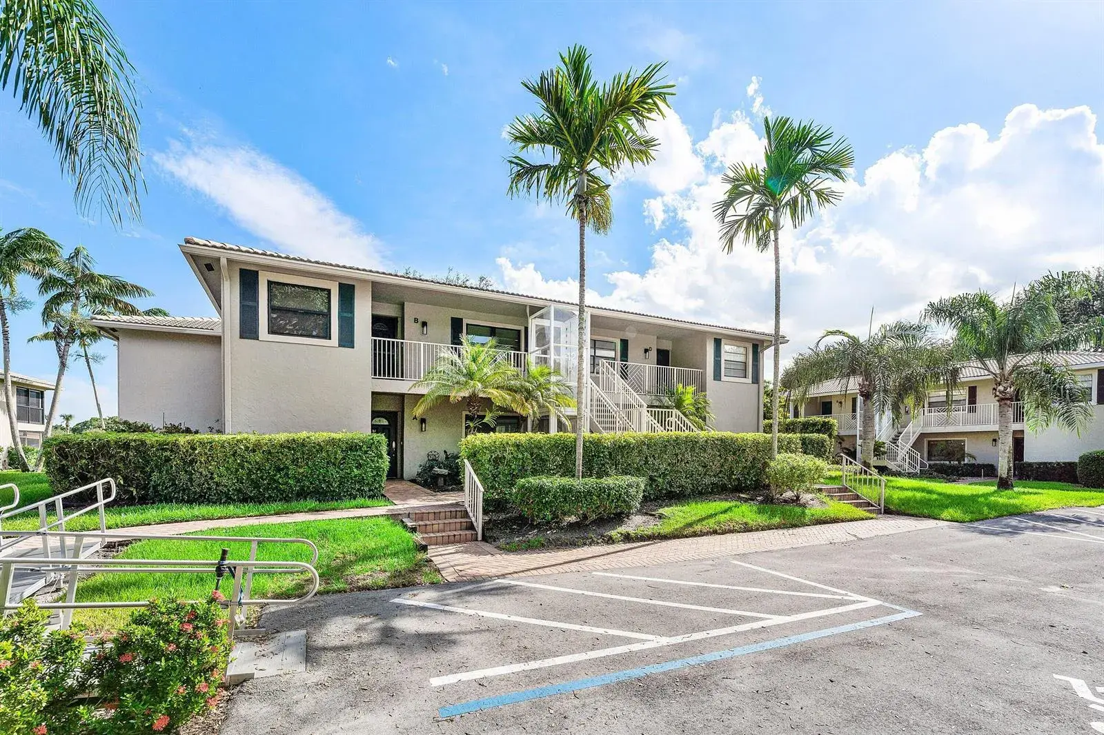 12 Stratford Drive E # A, Boynton Beach FL 33436