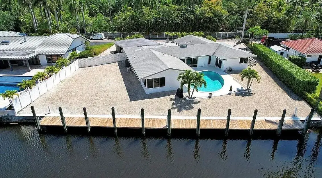 2341 SW 26th Avenue, Fort Lauderdale FL 33312