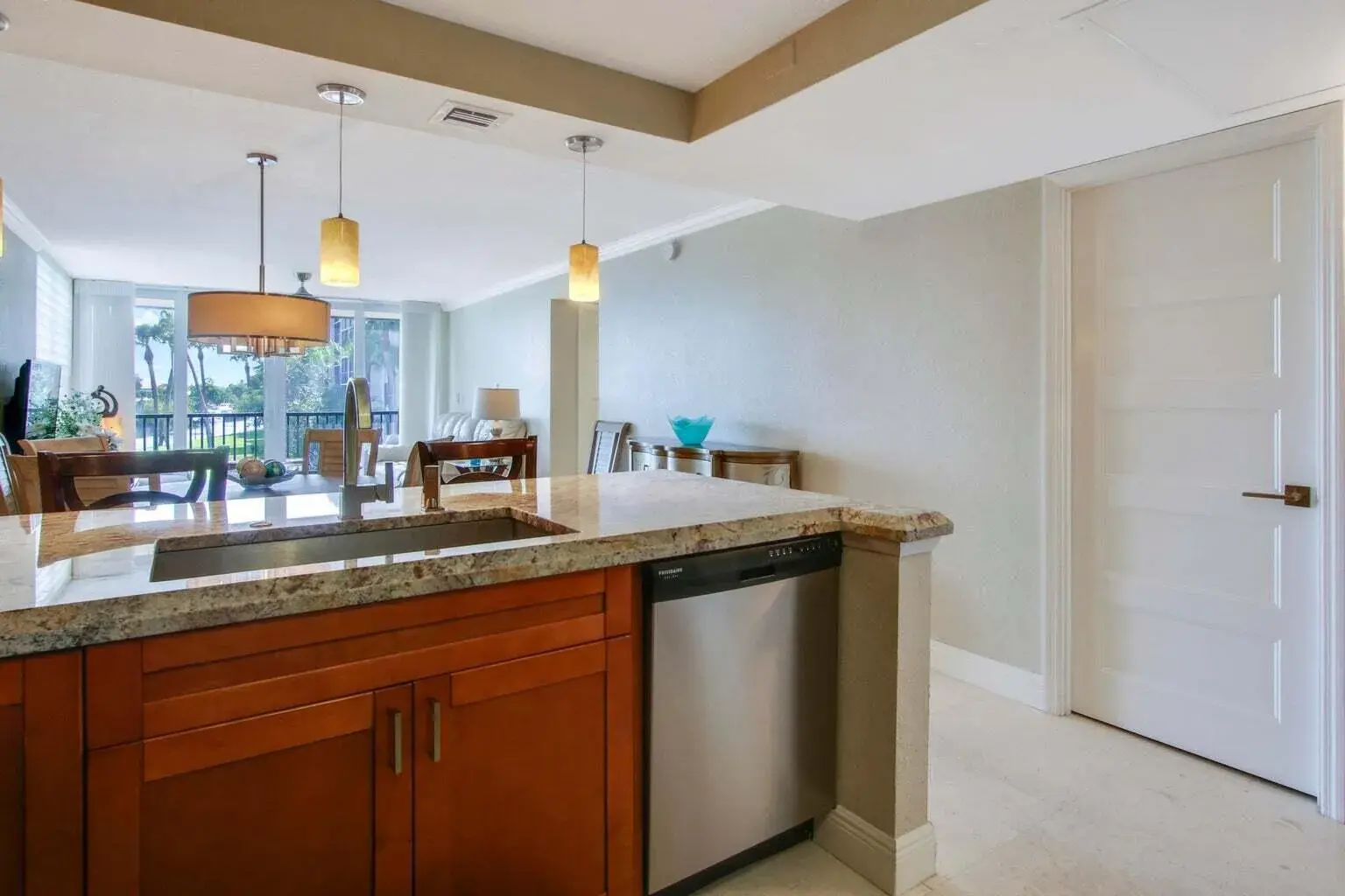 8 Royal Palm Way # 2010, Boca Raton FL 33432
