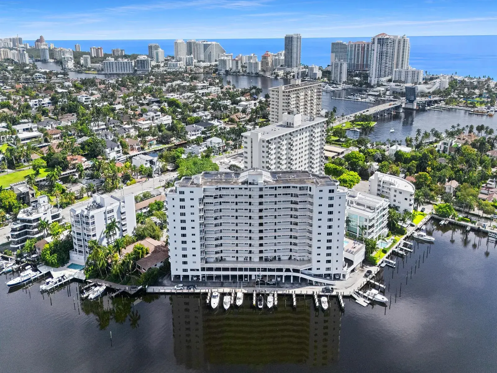 3 bedroom 3 bath Residential Lease for rent at 333 SUNSET Drive # 801, Fort Lauderdale FL 33301