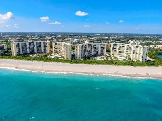 2 bedroom 2 bath Residential for sale at 100 Ocean Trail Way # 1008, Jupiter FL 33477