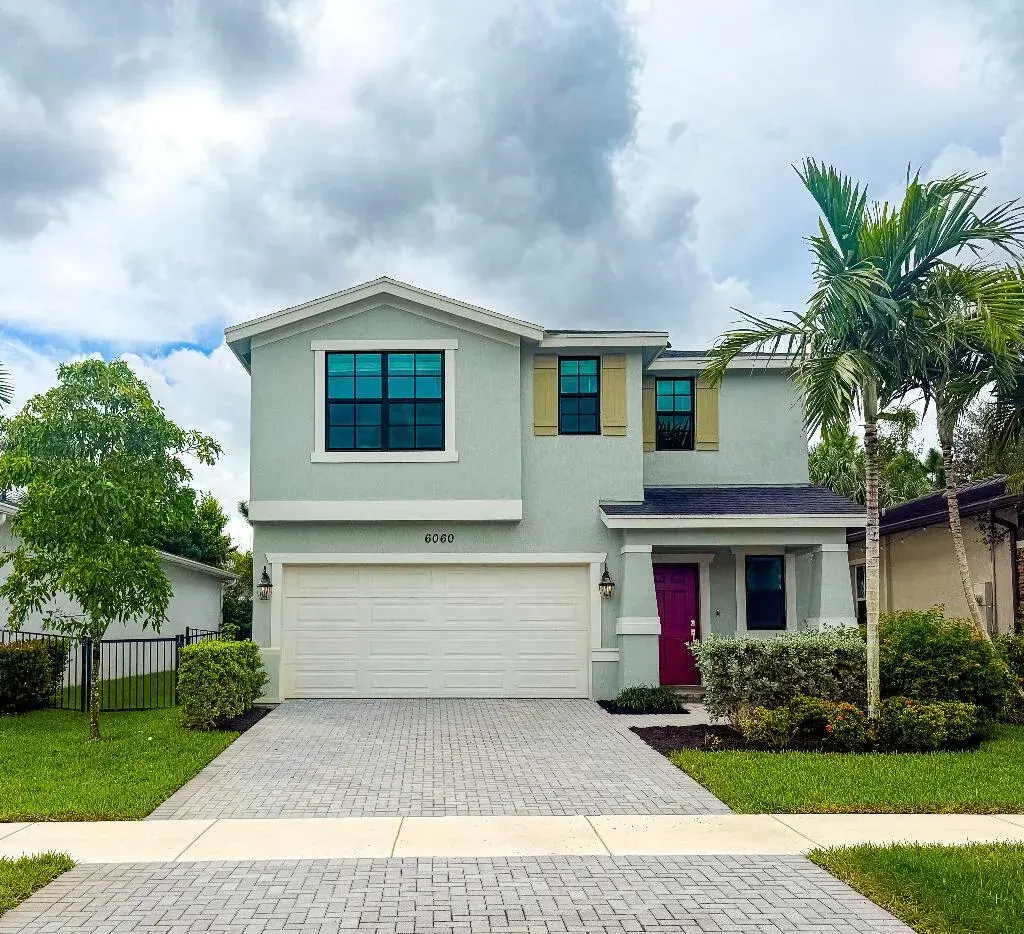 5 bedroom 3 bath Residential for sale at 6060 STONECREST Court, Haverhill FL 33415