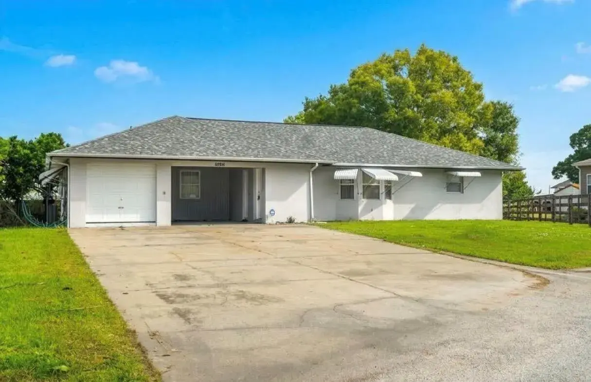 3 bedroom 2 bath Residential for sale at 3611 SE 19th Terrace, Okeechobee FL 34974