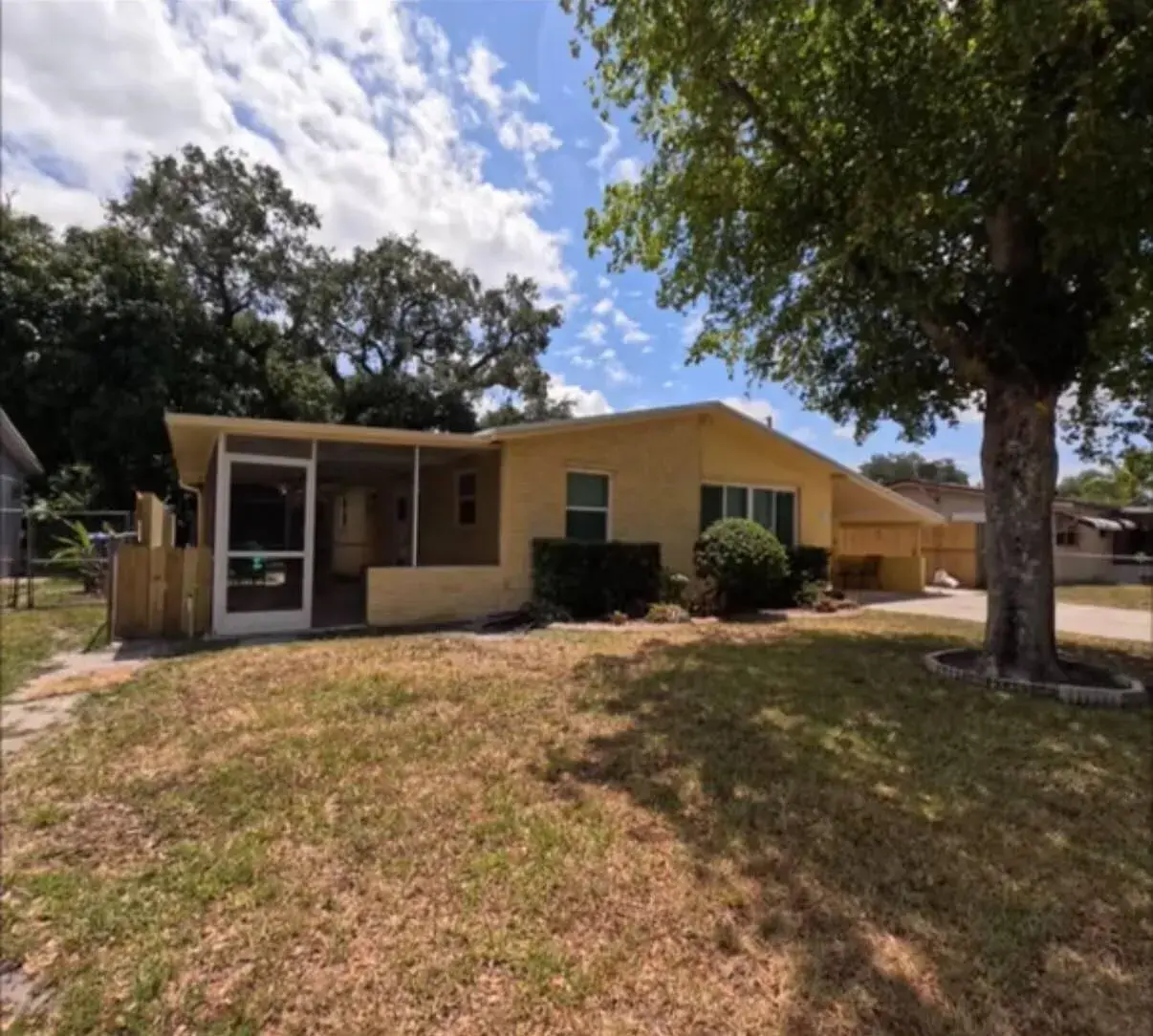 2 bedroom 2 bath Residential for sale at 6170 HARDING Street, Hollywood FL 33024