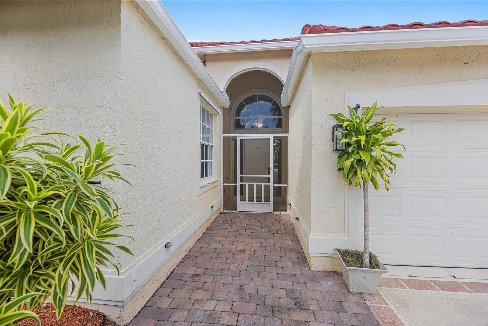 1629 SE Shelburnie Way, Port St. Lucie FL 34952