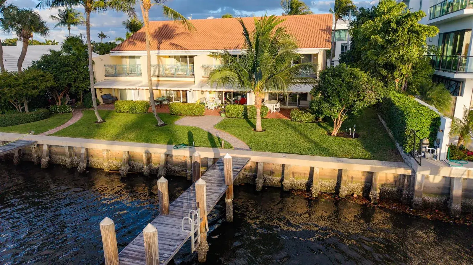 3 bedroom 3 bath Residential for sale at 336 VENETIAN Drive # 1, Delray Beach FL 33483