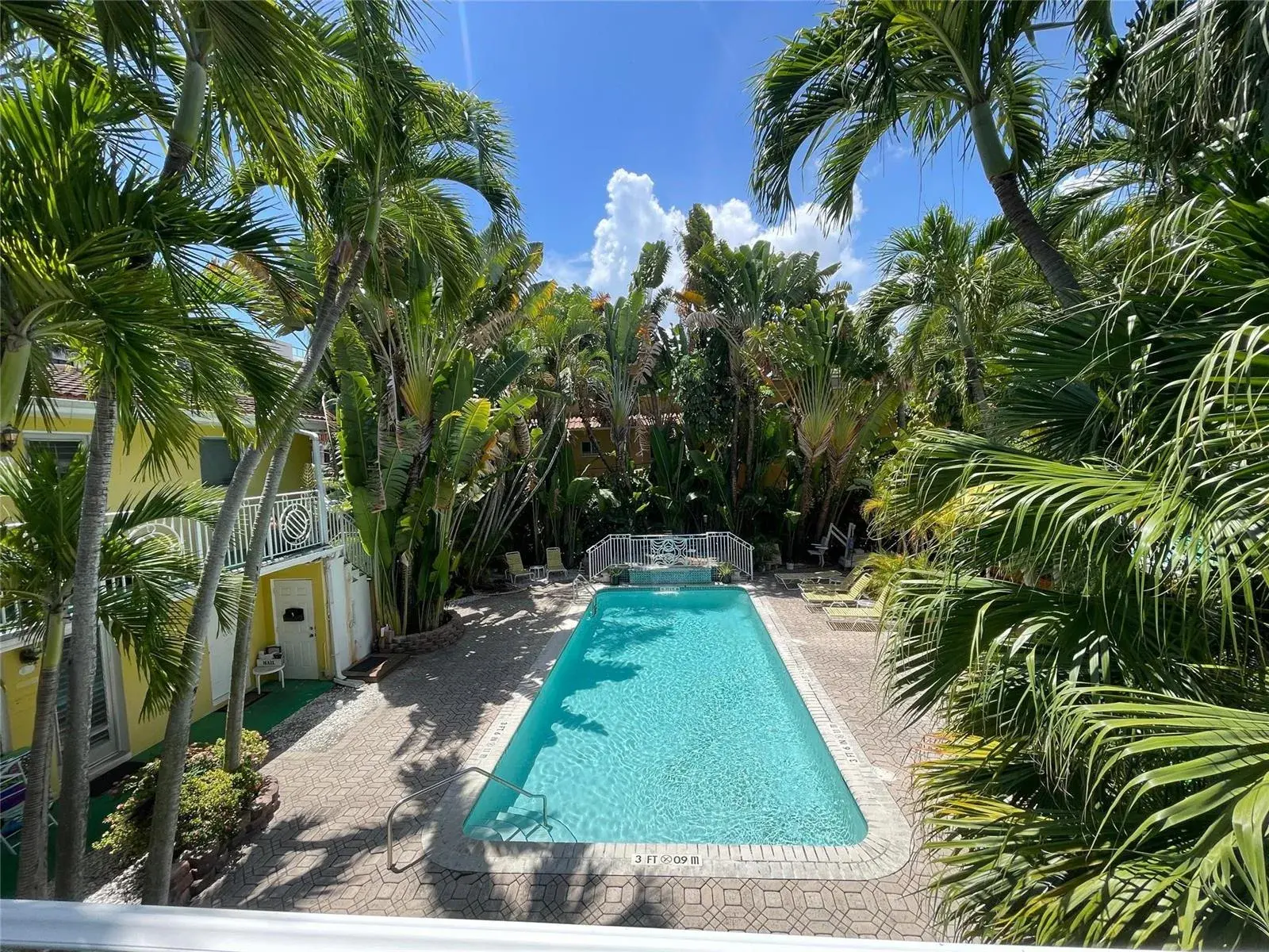 1 bedroom 1 bath Residential Lease for rent at 77 HENDRICKS Isle # 9, Fort Lauderdale FL 33301