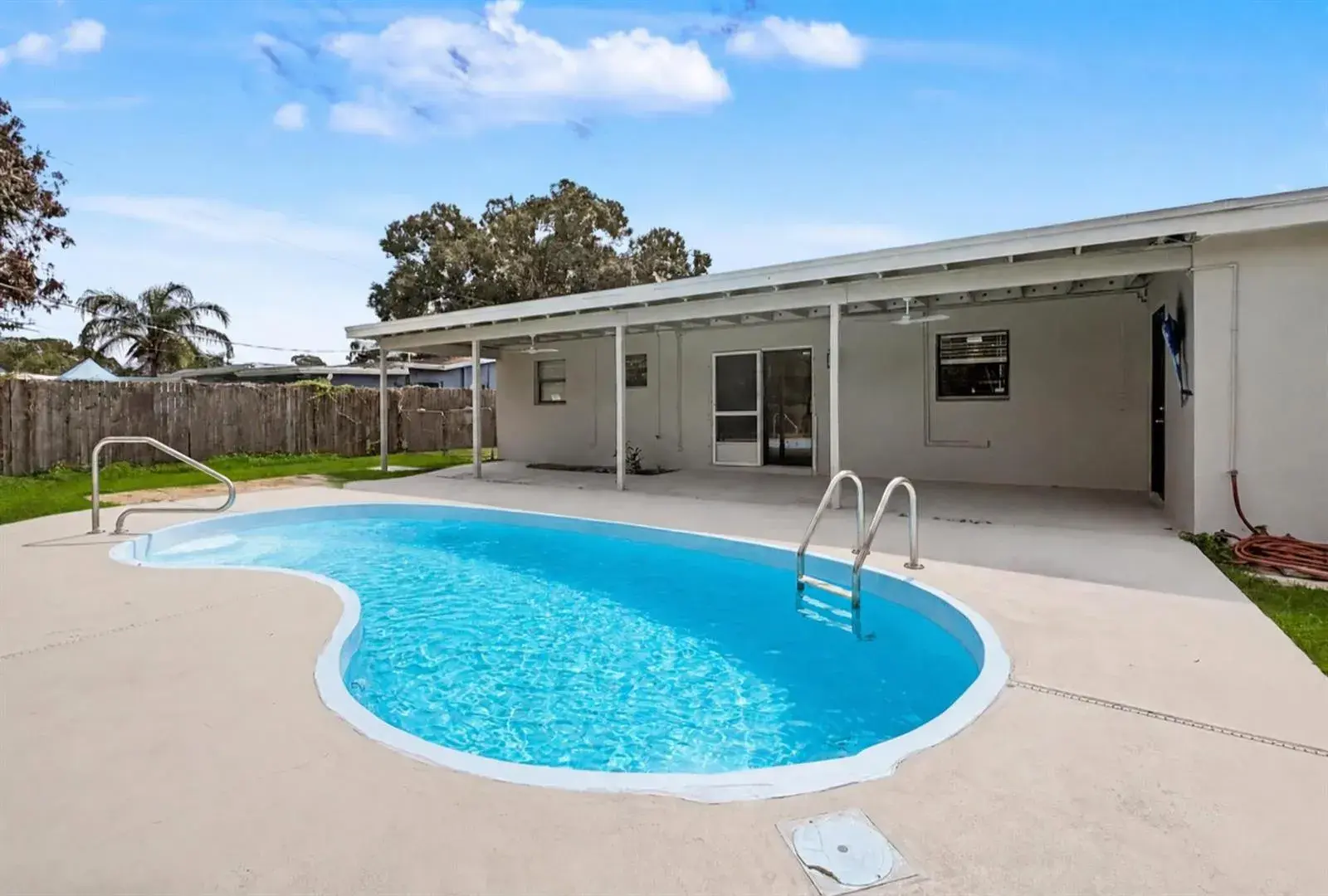 2424 1ST Place SW, Vero Beach FL 32962