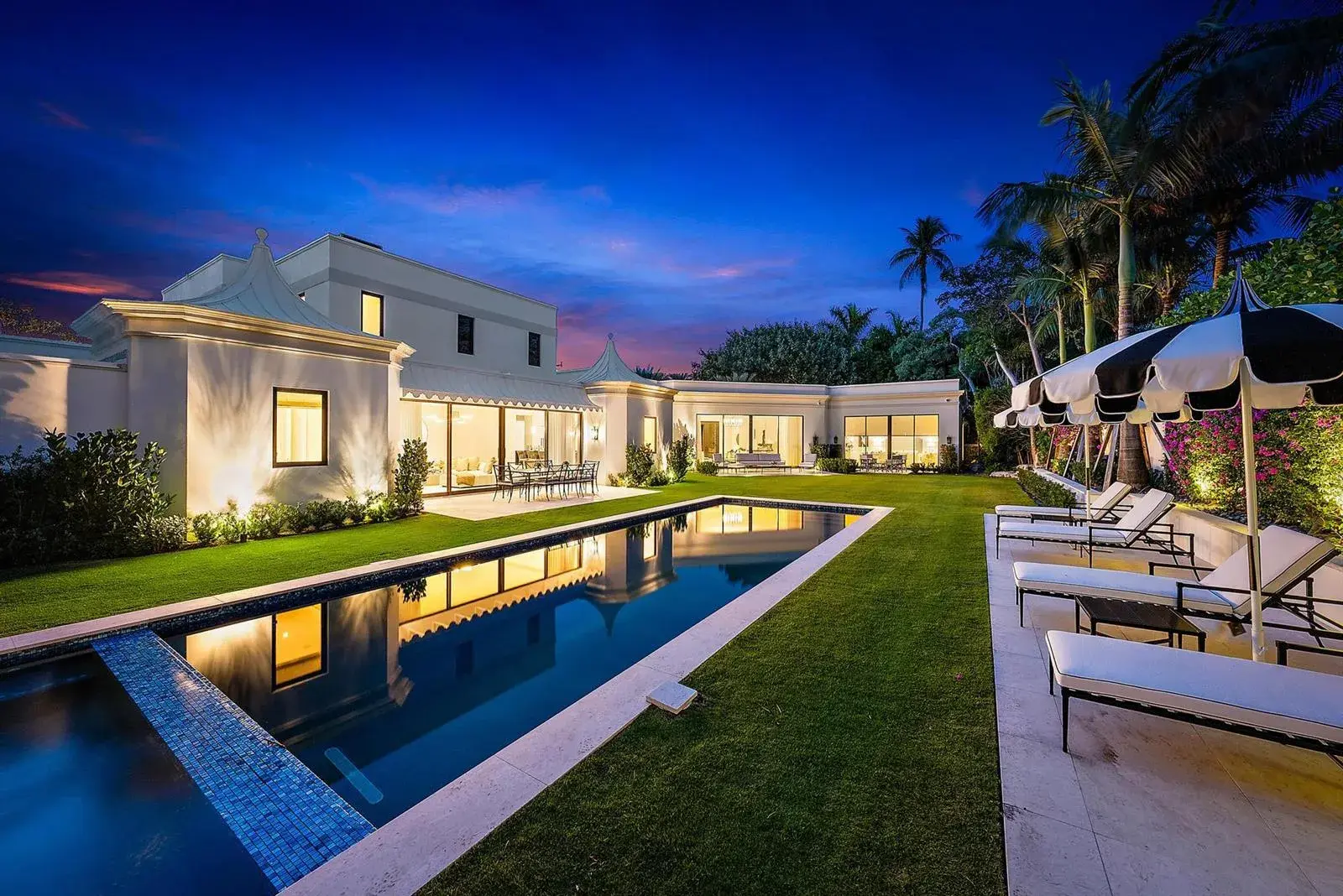 7 bedroom 9 bath Residential for sale at 150 El Vedado Road, Palm Beach FL 33480