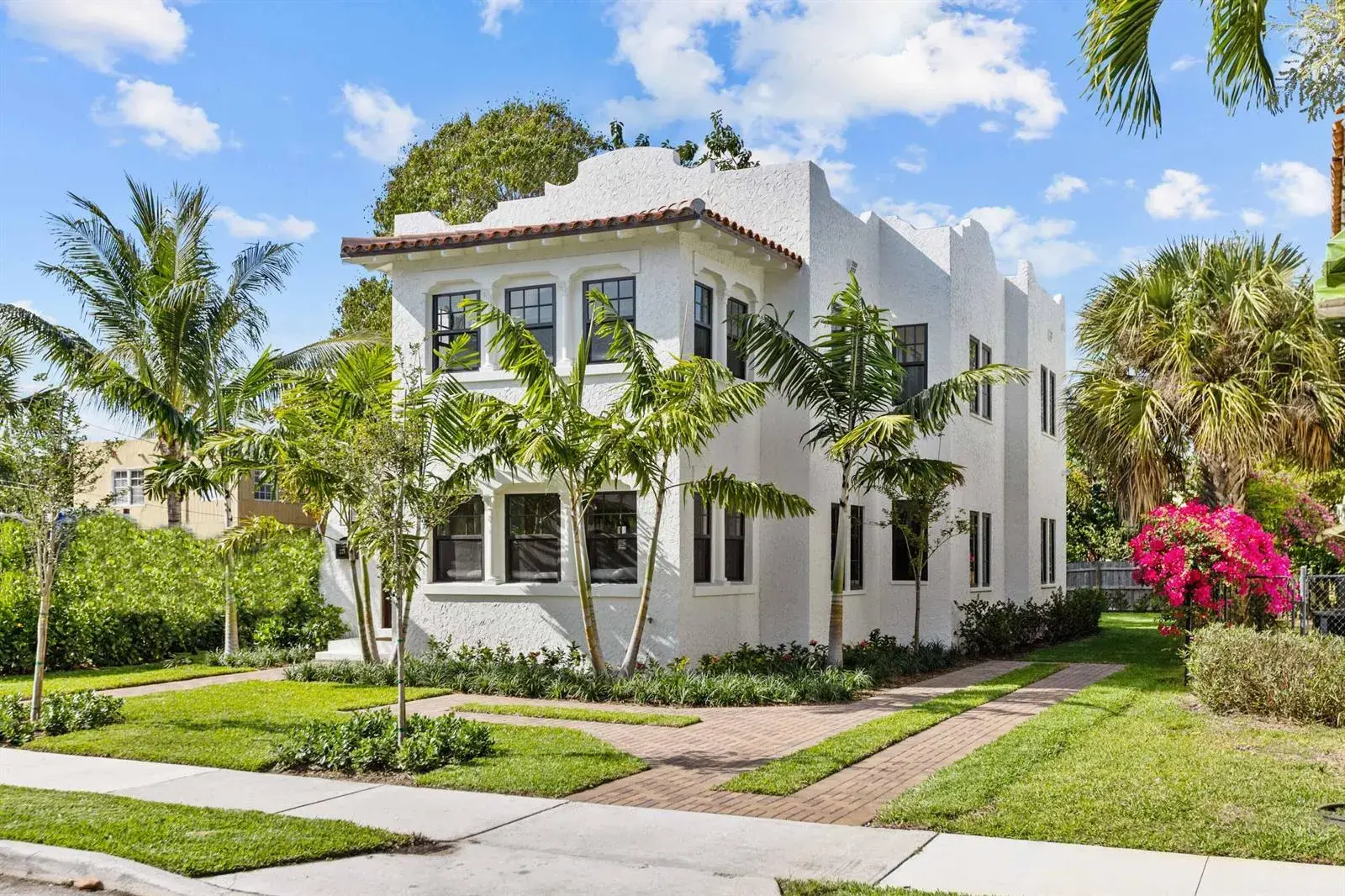 4 bedroom 3 bath Residential for sale at 225 Monroe Drive, West Palm Beach FL 33405