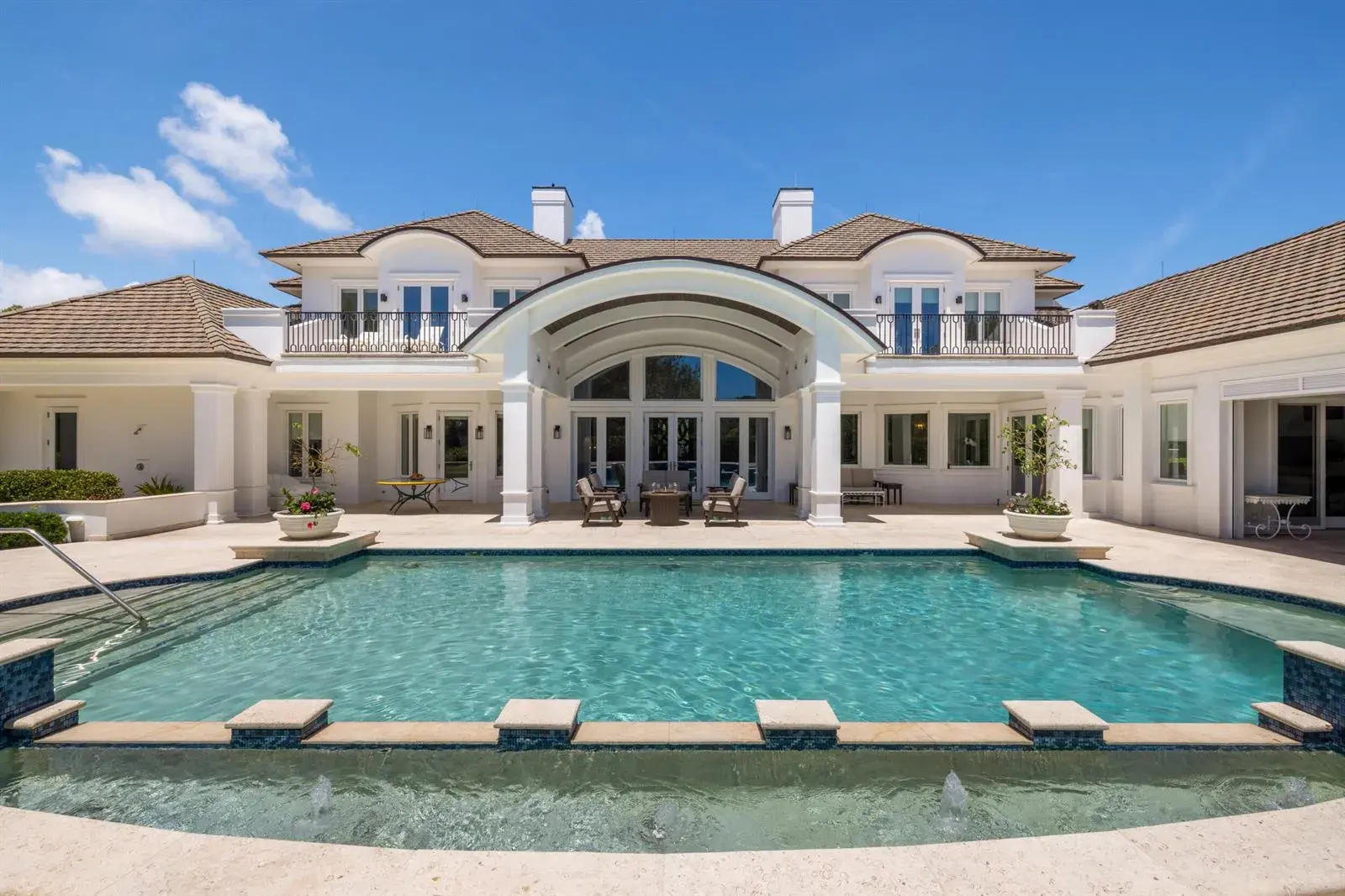 5 bedroom 7 bath Residential for sale at 17965 SE VILLAGE Circle, Tequesta FL 33469