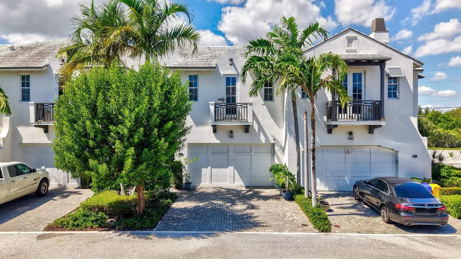 3 bedroom 2 bath Residential for sale at 910 HAMILTON Lane, Delray Beach FL 33483