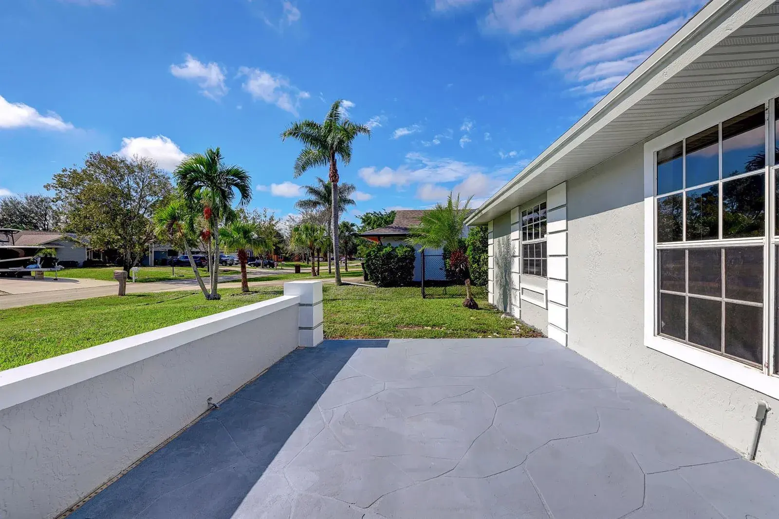 325 SE Wallace Terrace, Port St. Lucie FL 34983