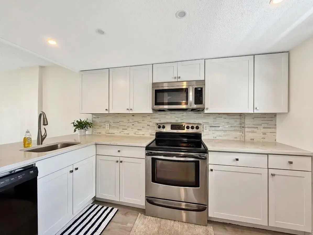 114 Royal Pk Drive # 3A, Oakland Park FL 33309