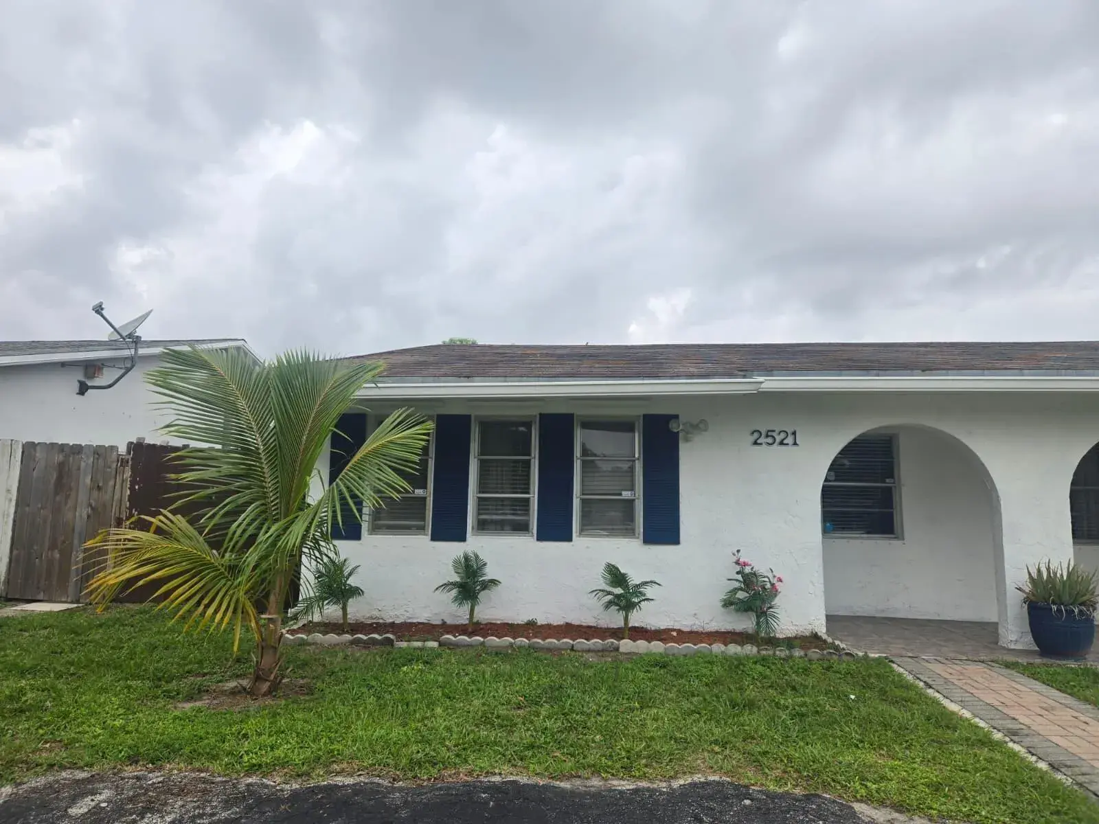 2 bedroom 2 bath Residential Lease for rent at 2521 SW 58th Manor # B, Fort Lauderdale FL 33312