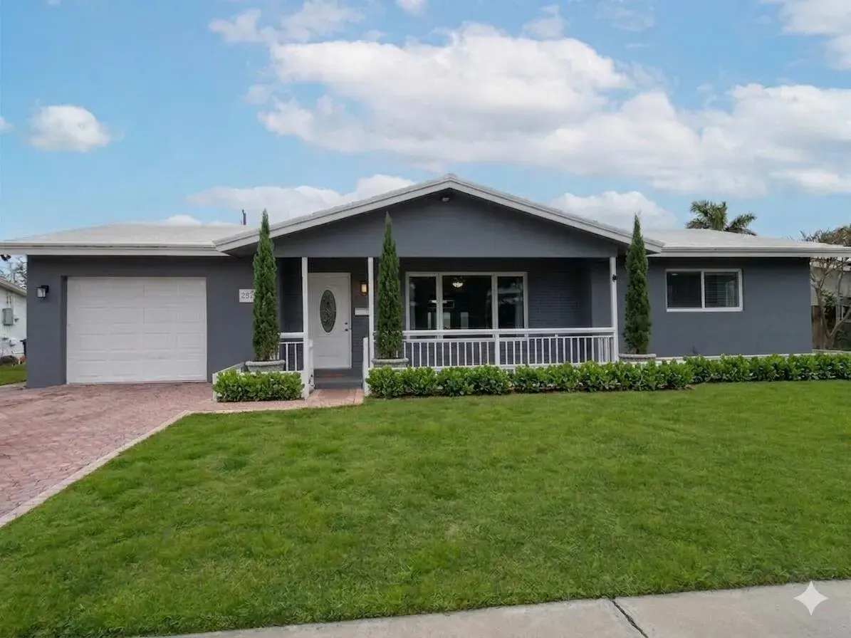 257 SW 5th Street, Boca Raton FL 33432