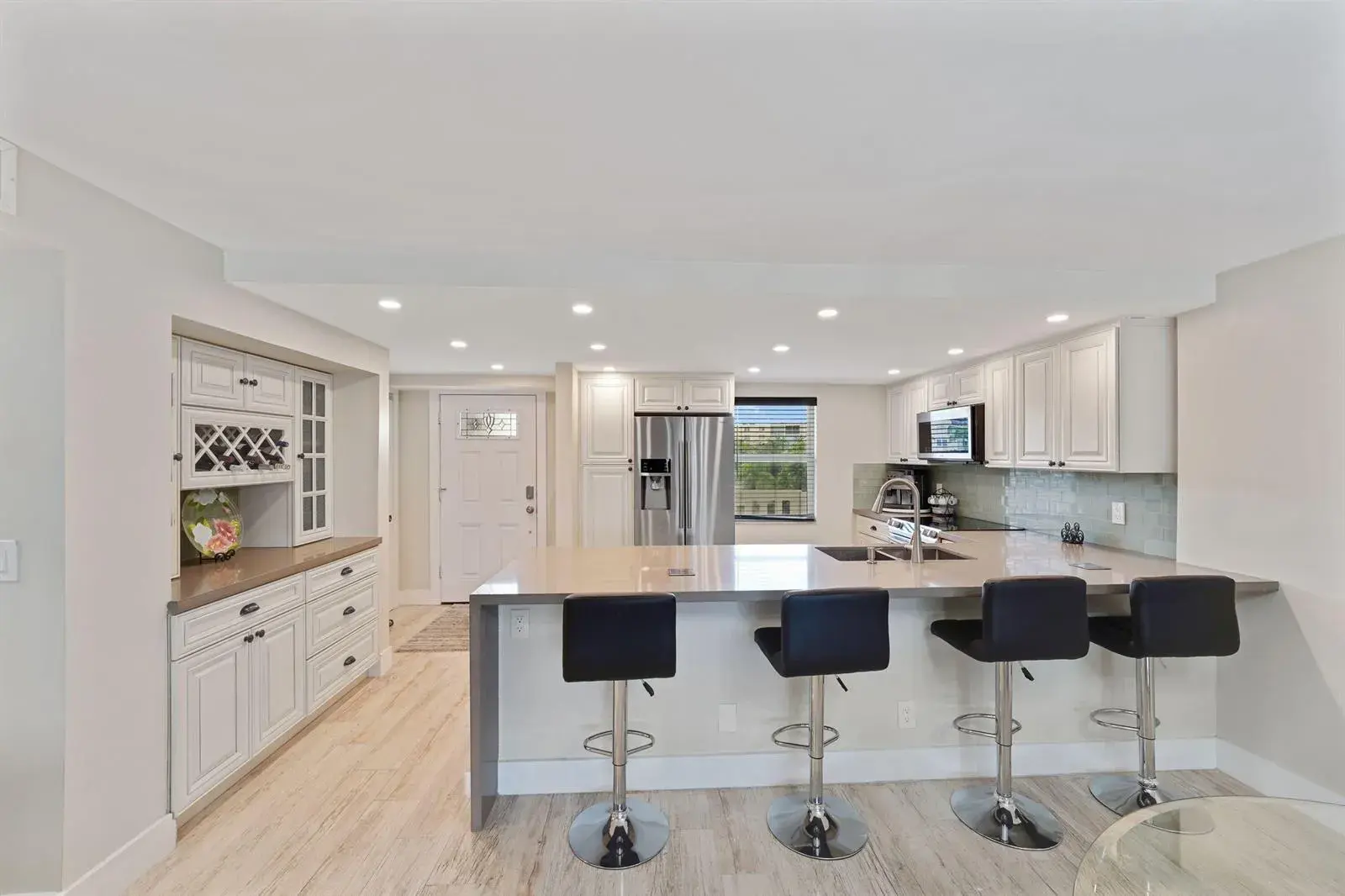321 SE 3RD Street # 308, Dania Beach FL 33004