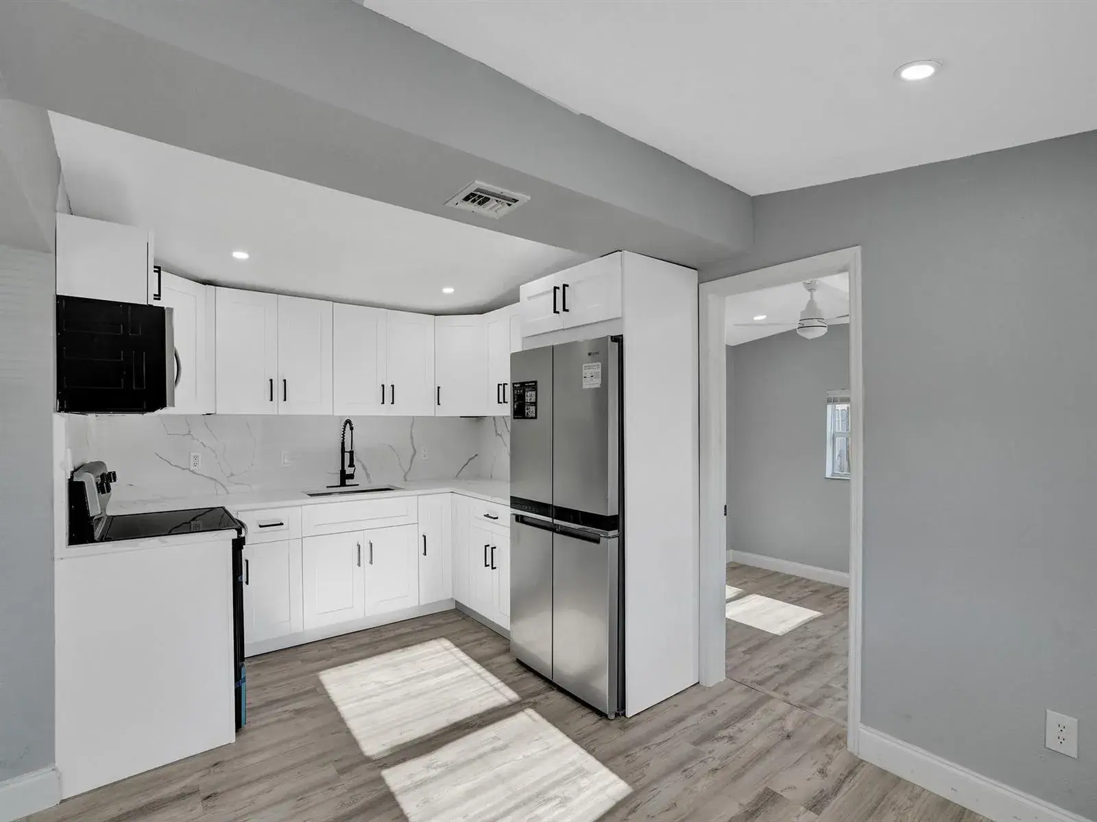 5231 NE 19TH Terrace, Pompano Beach FL 33064