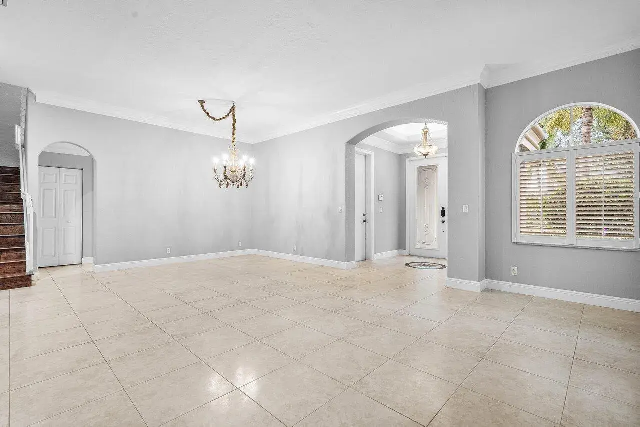 10 Country Lake Trail, Boynton Beach FL 33436