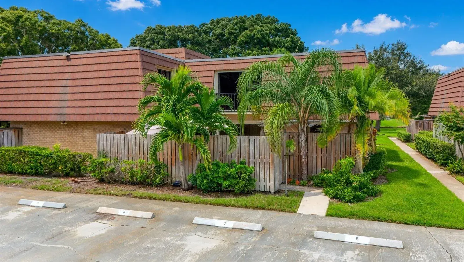 2 bedroom 2 bath Residential for sale at 2003 20TH Lane, Palm Beach Gardens FL 33418