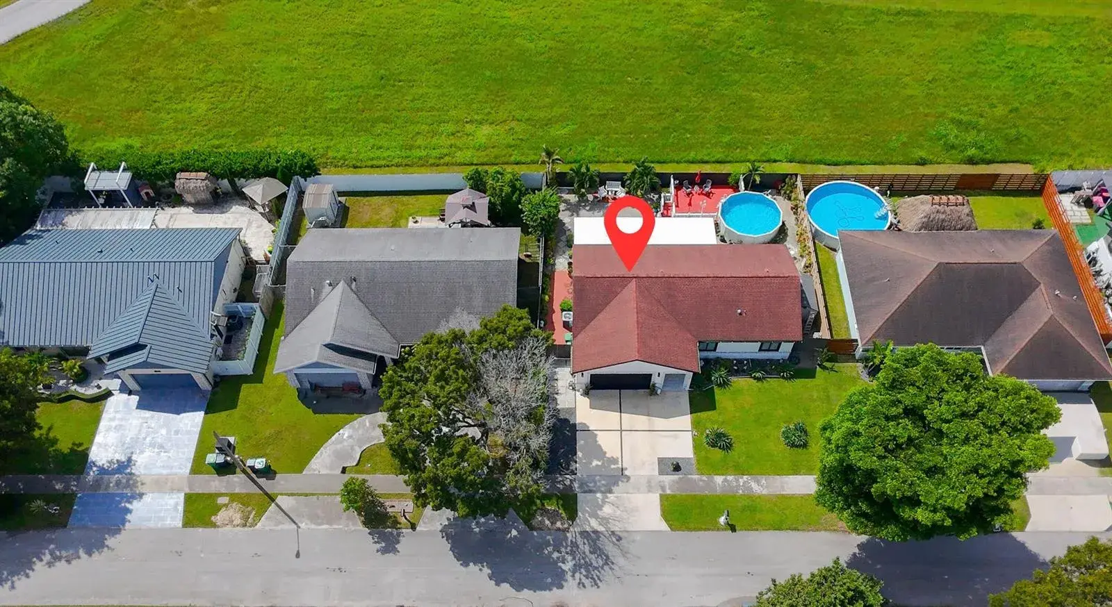 3 bedroom 2 bath Residential for sale at 16580 SW 299th Terrace, Homestead FL 33033