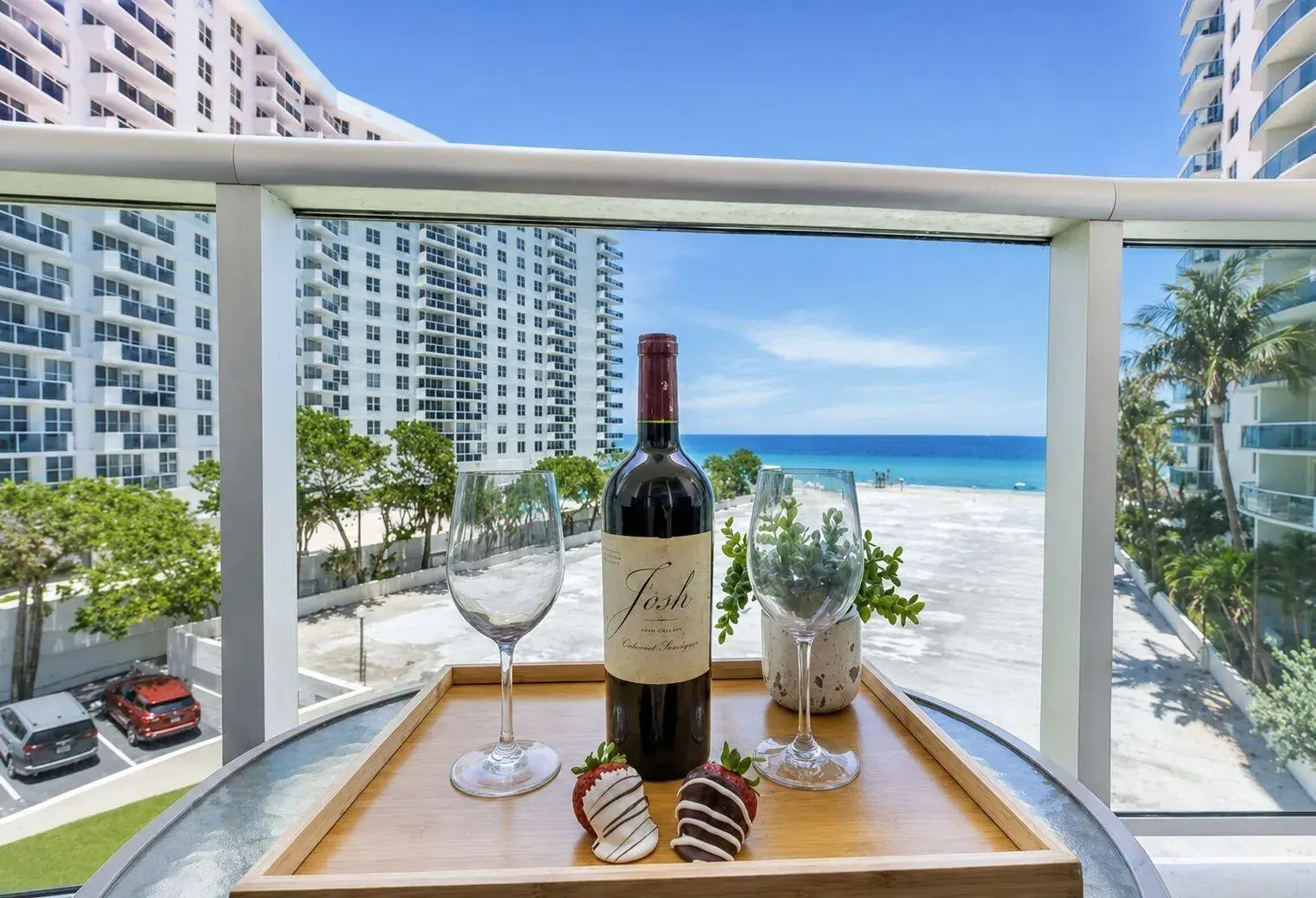 3801 S OCEAN Drive # 4Y, Hollywood FL 33019