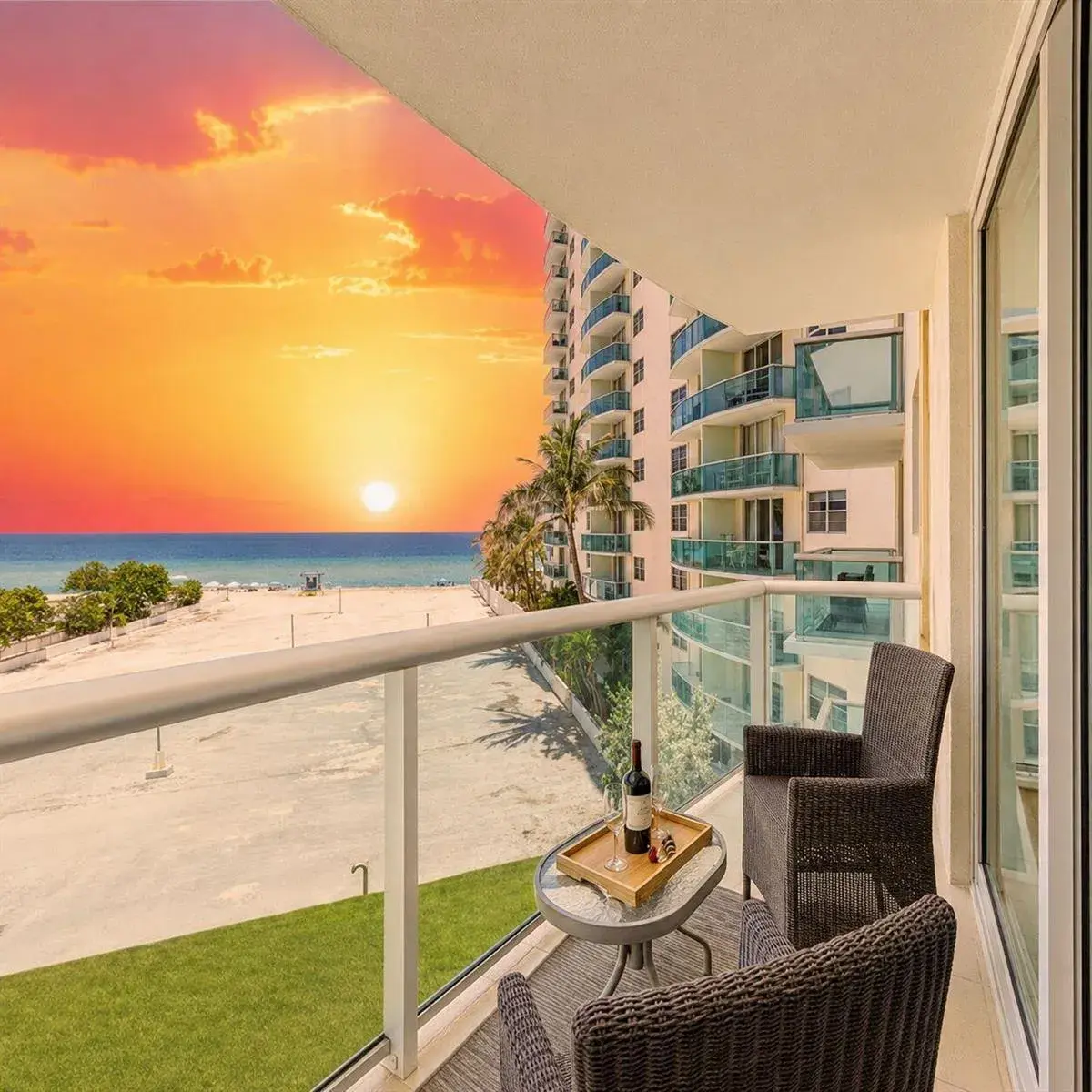 3801 S OCEAN Drive # 4Y, Hollywood FL 33019