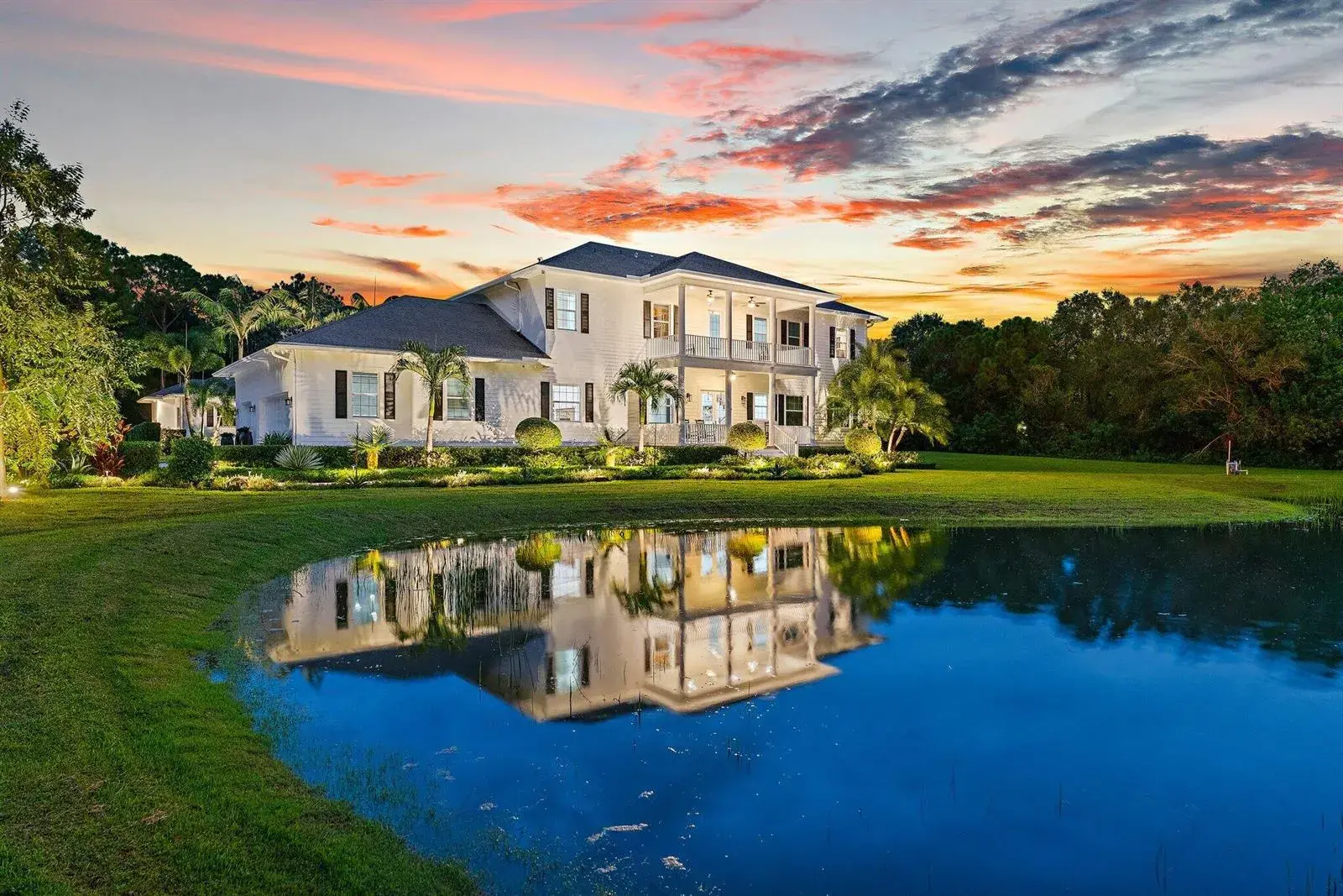 7 bedroom 6 bath Residential for sale at 17736 103rd Terrace N, Jupiter FL 33478
