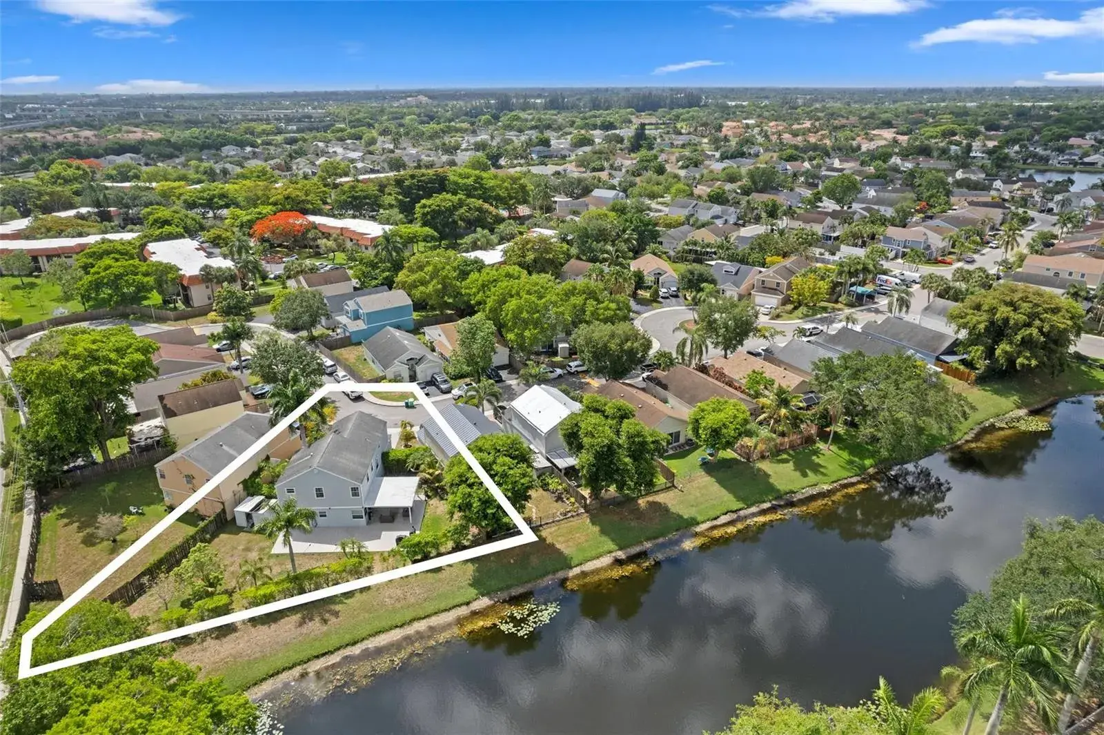 4 bedroom 2 bath Residential for sale at 133 SW 159TH Way, Sunrise FL 33326