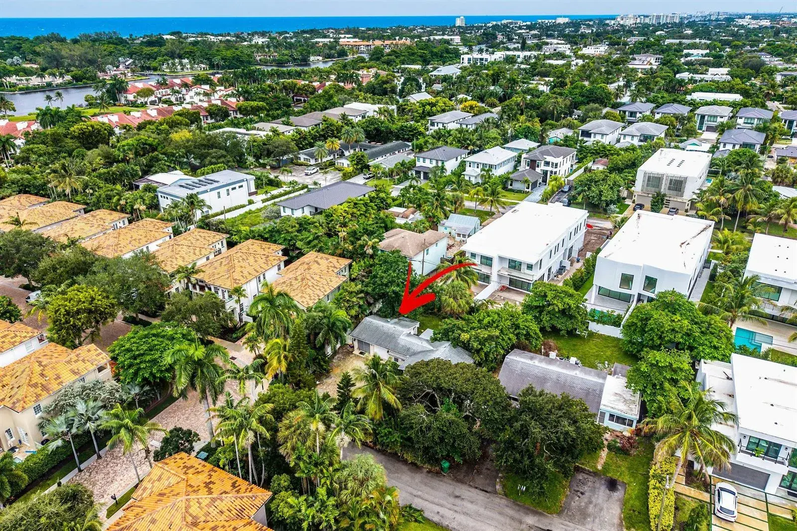 12 EASTVIEW Avenue, Delray Beach FL 33483