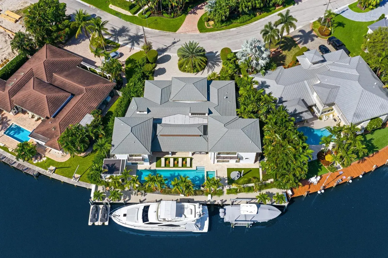 5 bedroom 6 bath Residential for sale at 5340 NE 32nd Avenue, Fort Lauderdale FL 33308